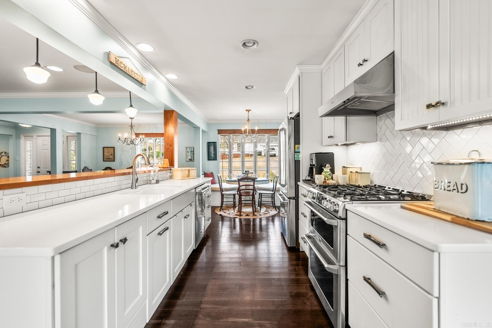 HALL COVE - Residential