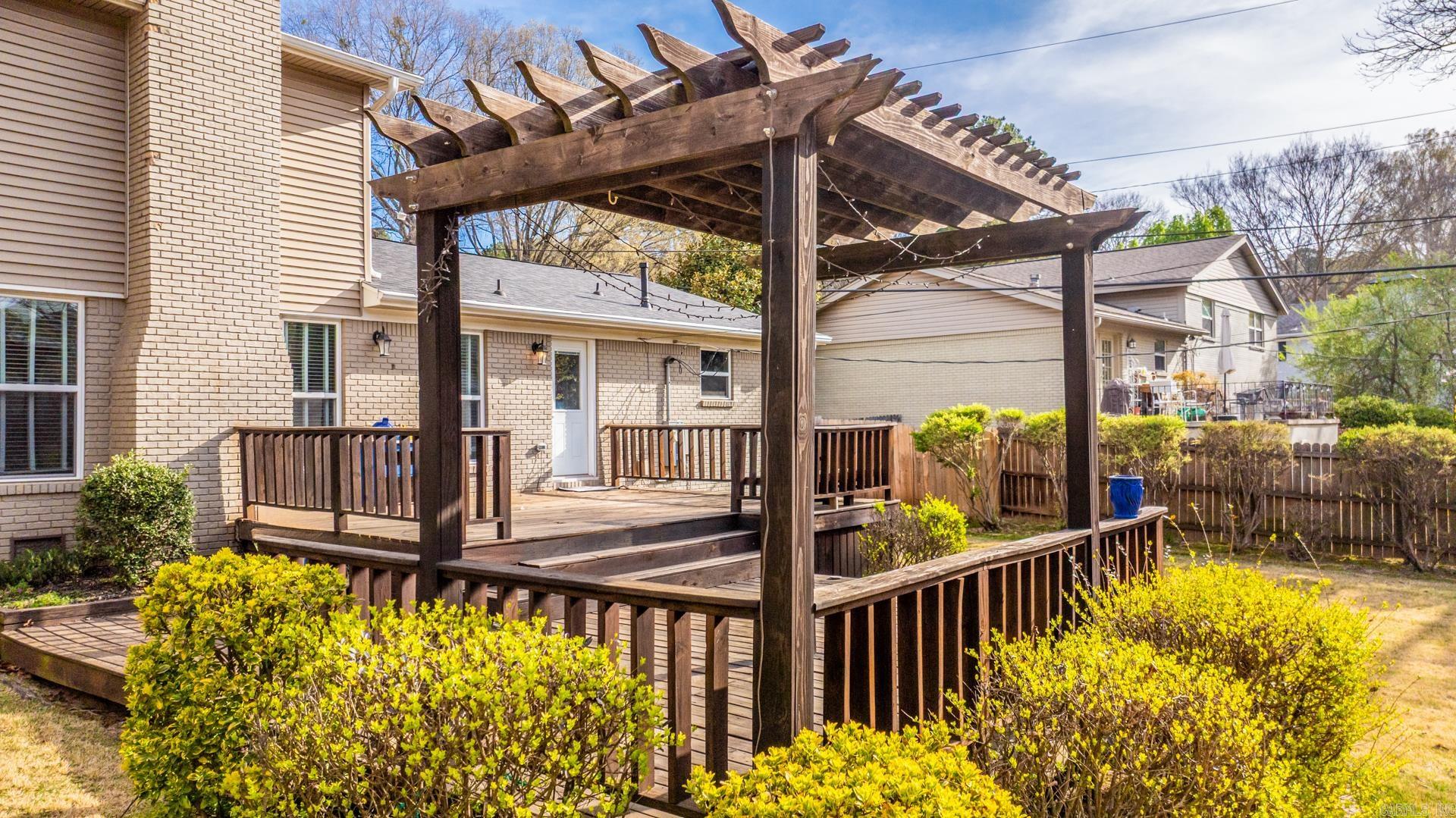 HALL COVE - Residential