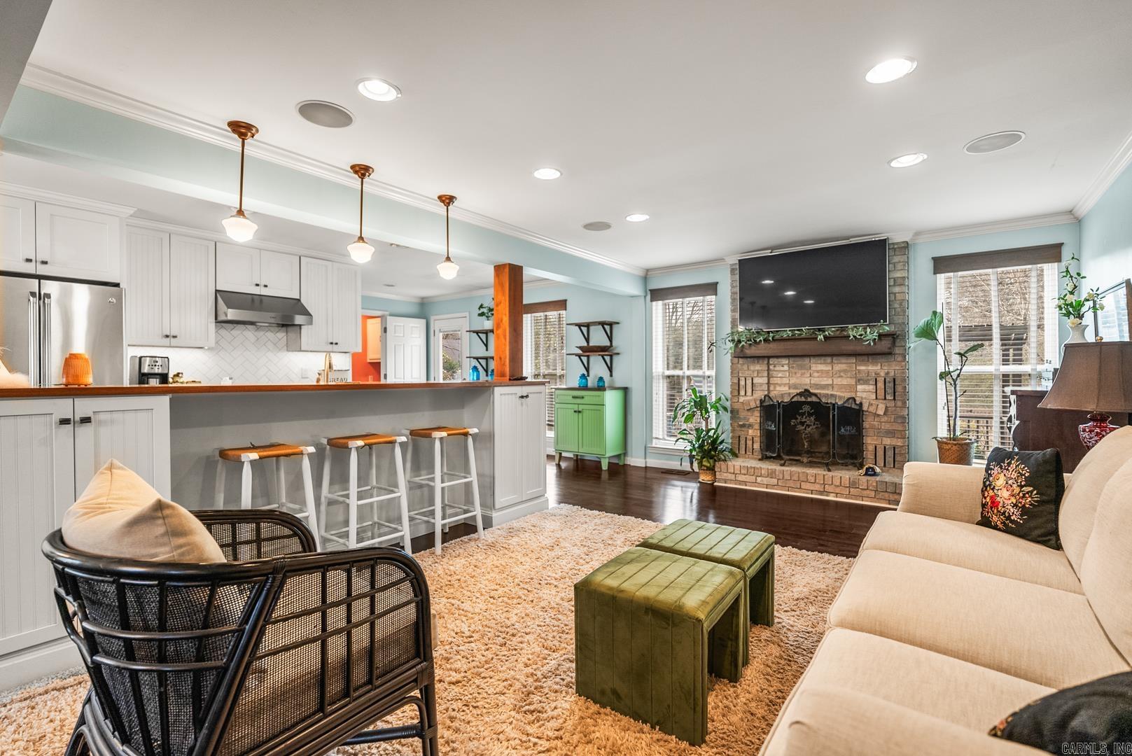 HALL COVE - Residential