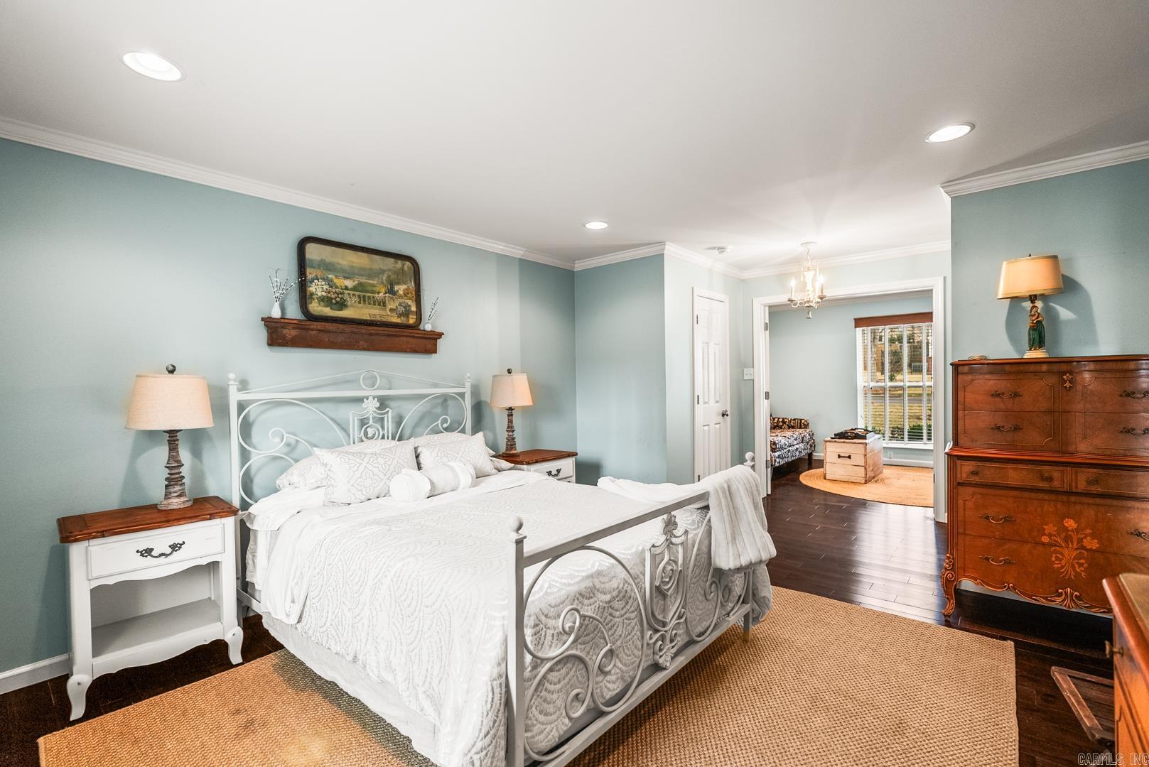 HALL COVE - Residential