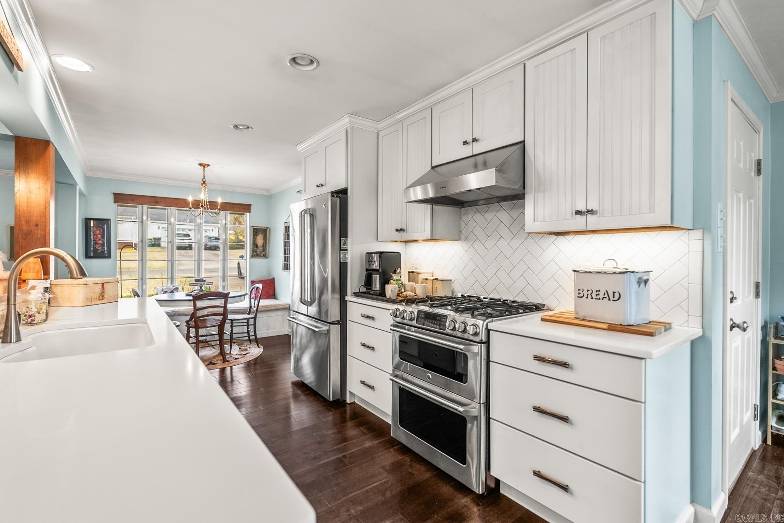 HALL COVE - Residential