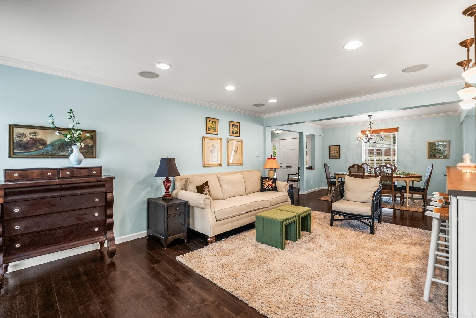 HALL COVE - Residential