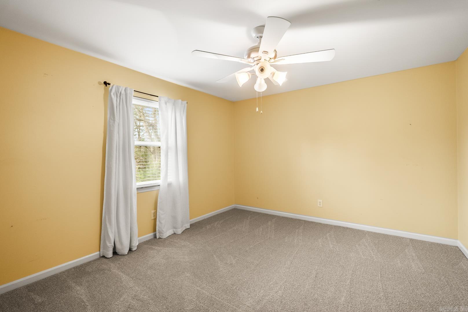 HALL COVE - Residential