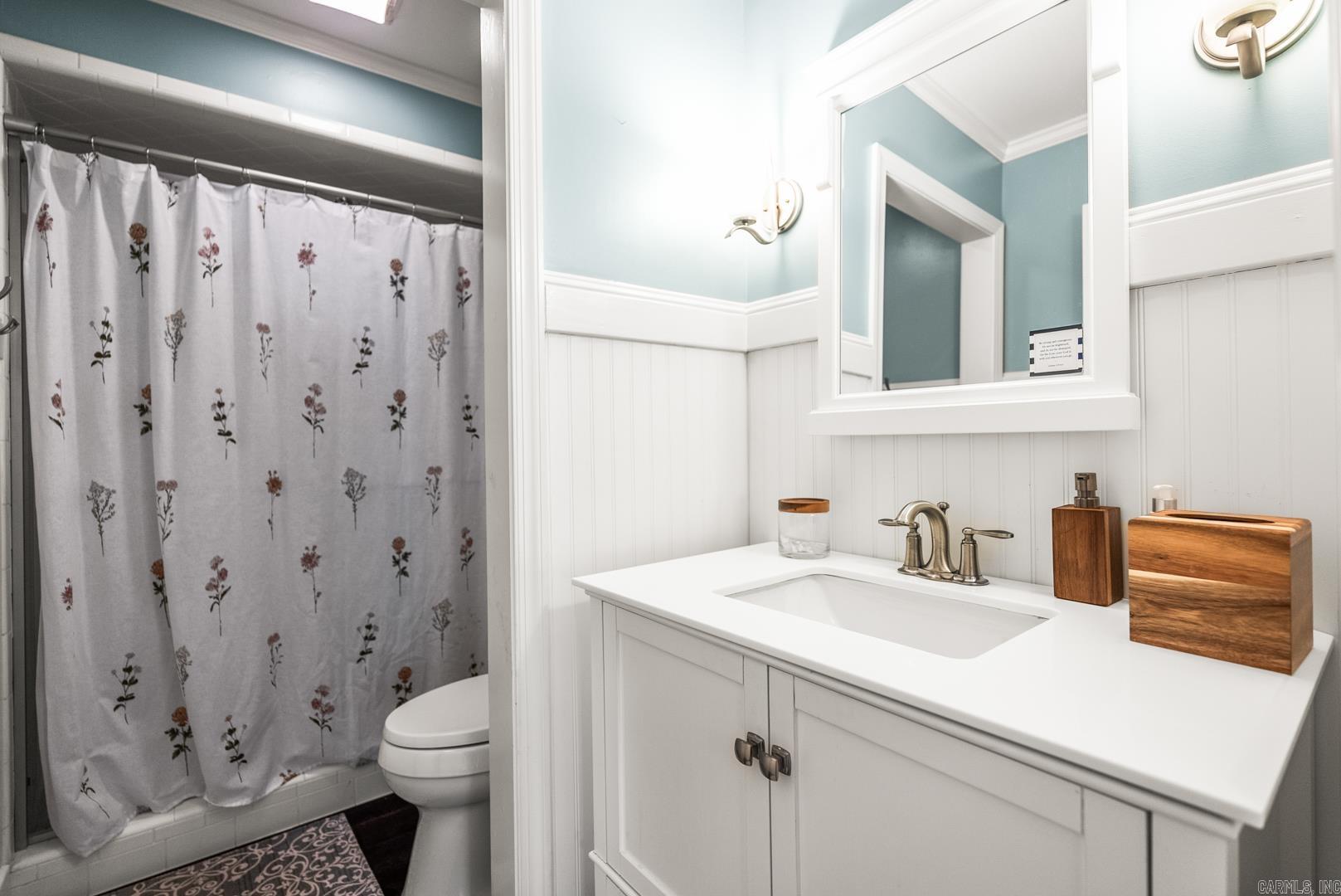 HALL COVE - Residential