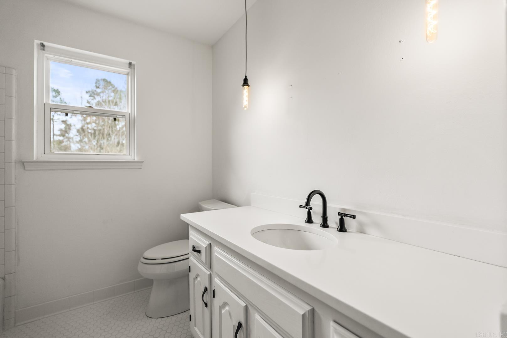 HALL COVE - Residential