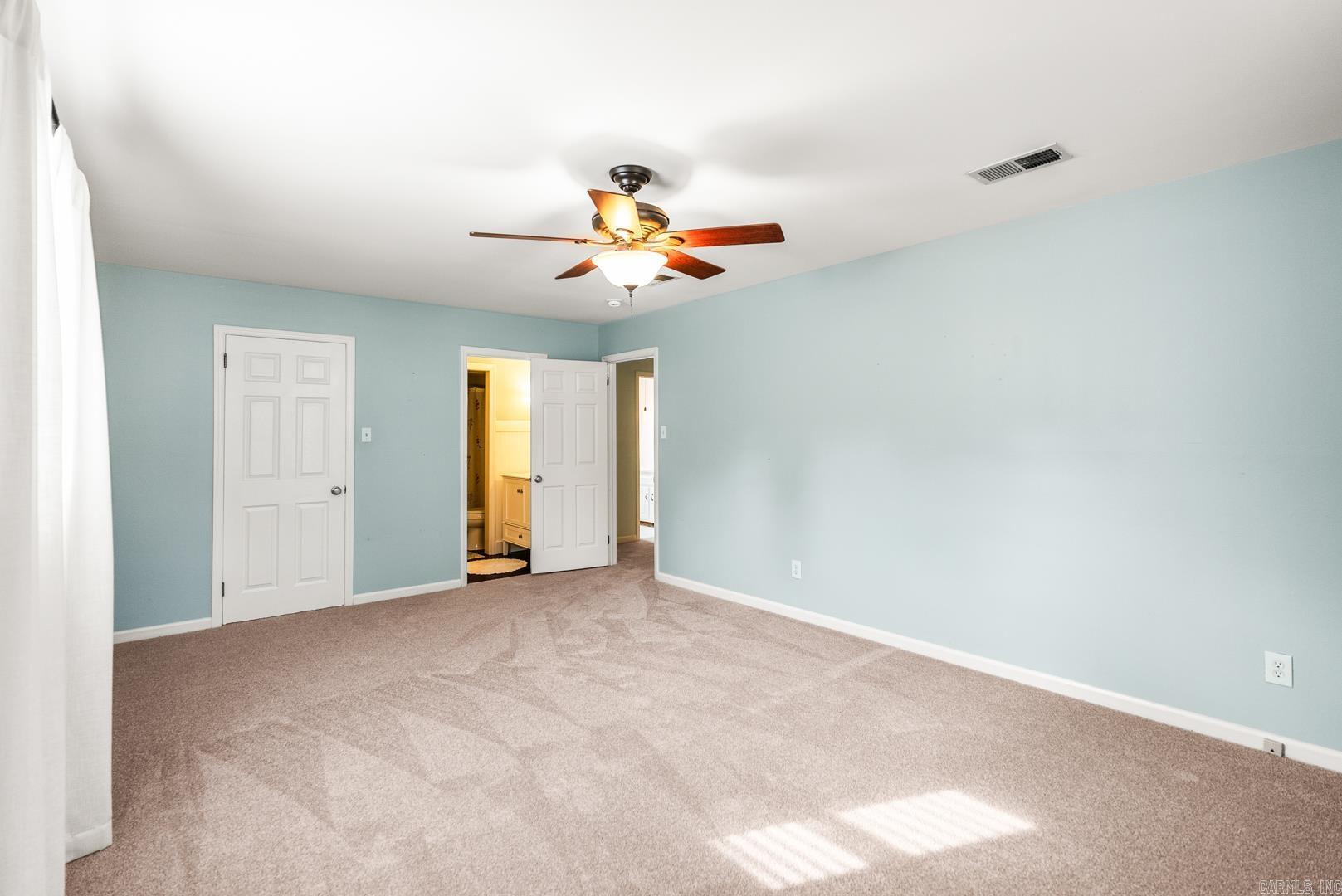 HALL COVE - Residential