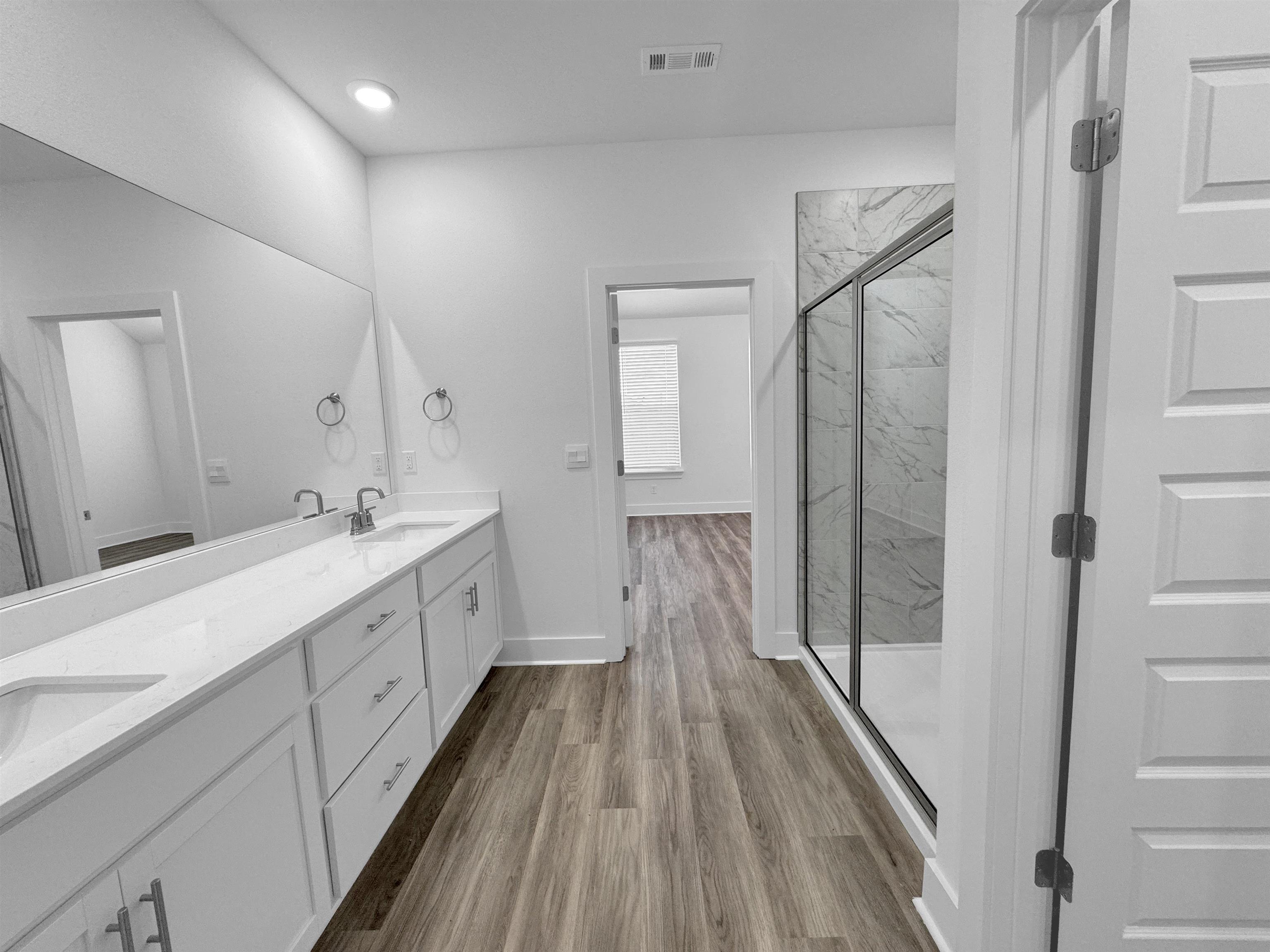 THE RESERVE AT COUNTRY CLUB PHAS - Residential