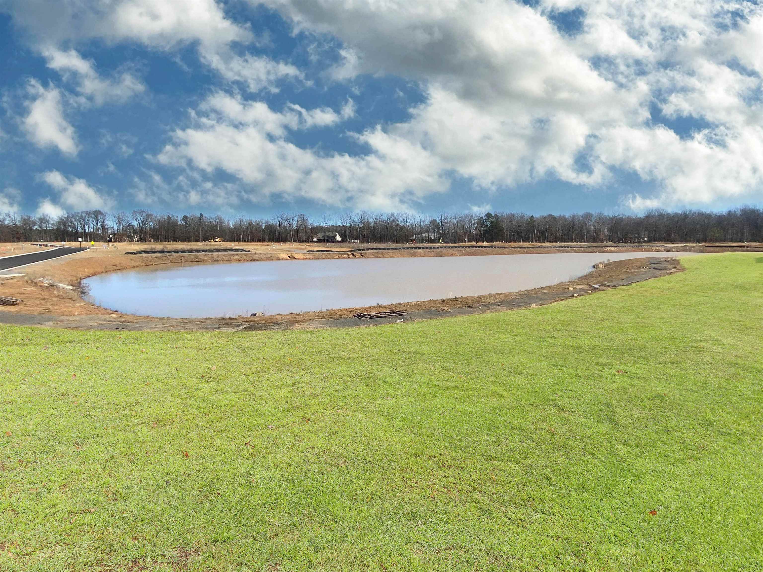 THE RESERVE AT COUNTRY CLUB PHAS - Residential