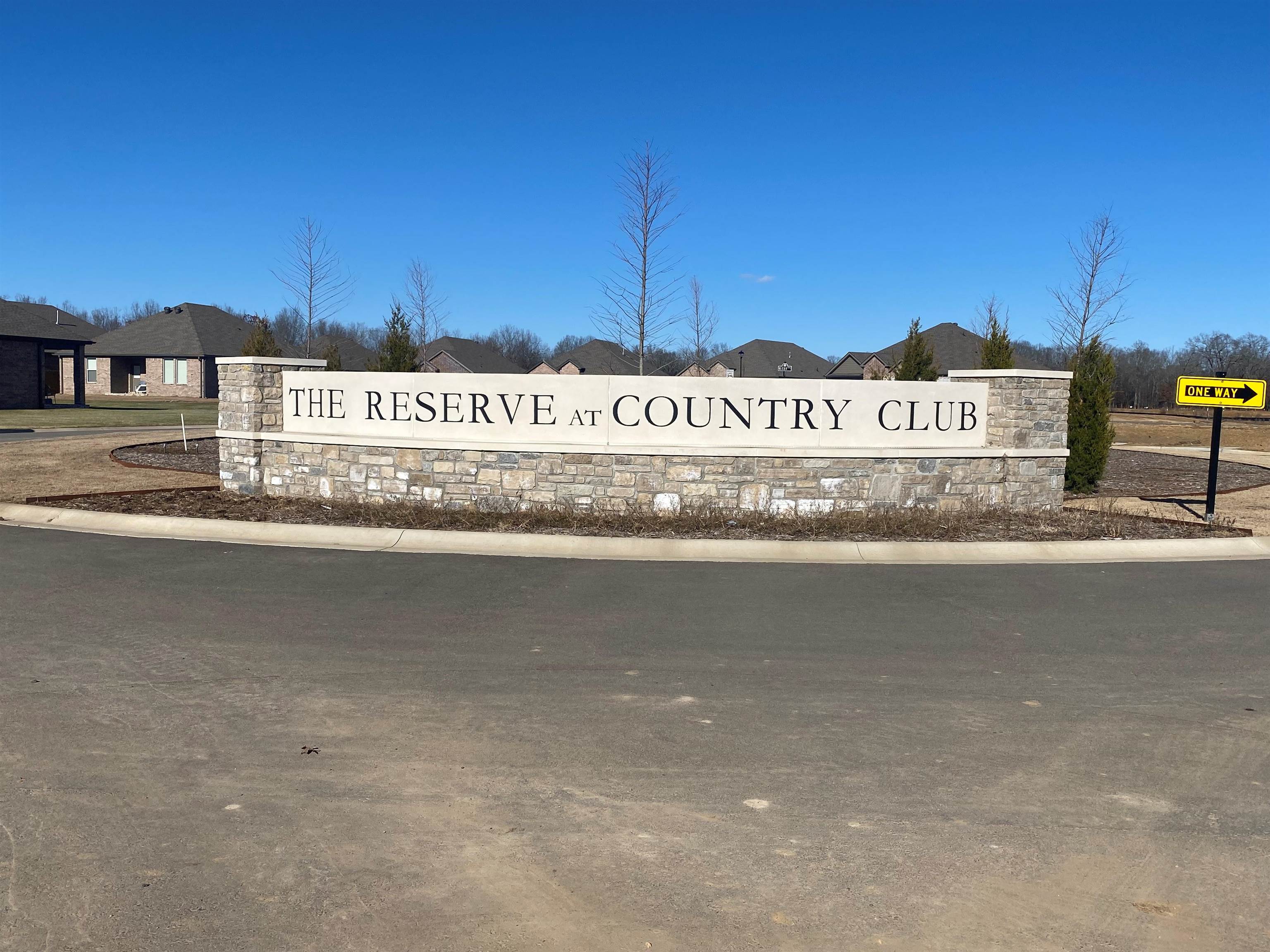 THE RESERVE AT COUNTRY CLUB PHAS - Residential