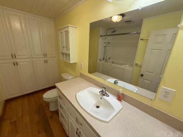 TOWN OF LEOLA - Residential