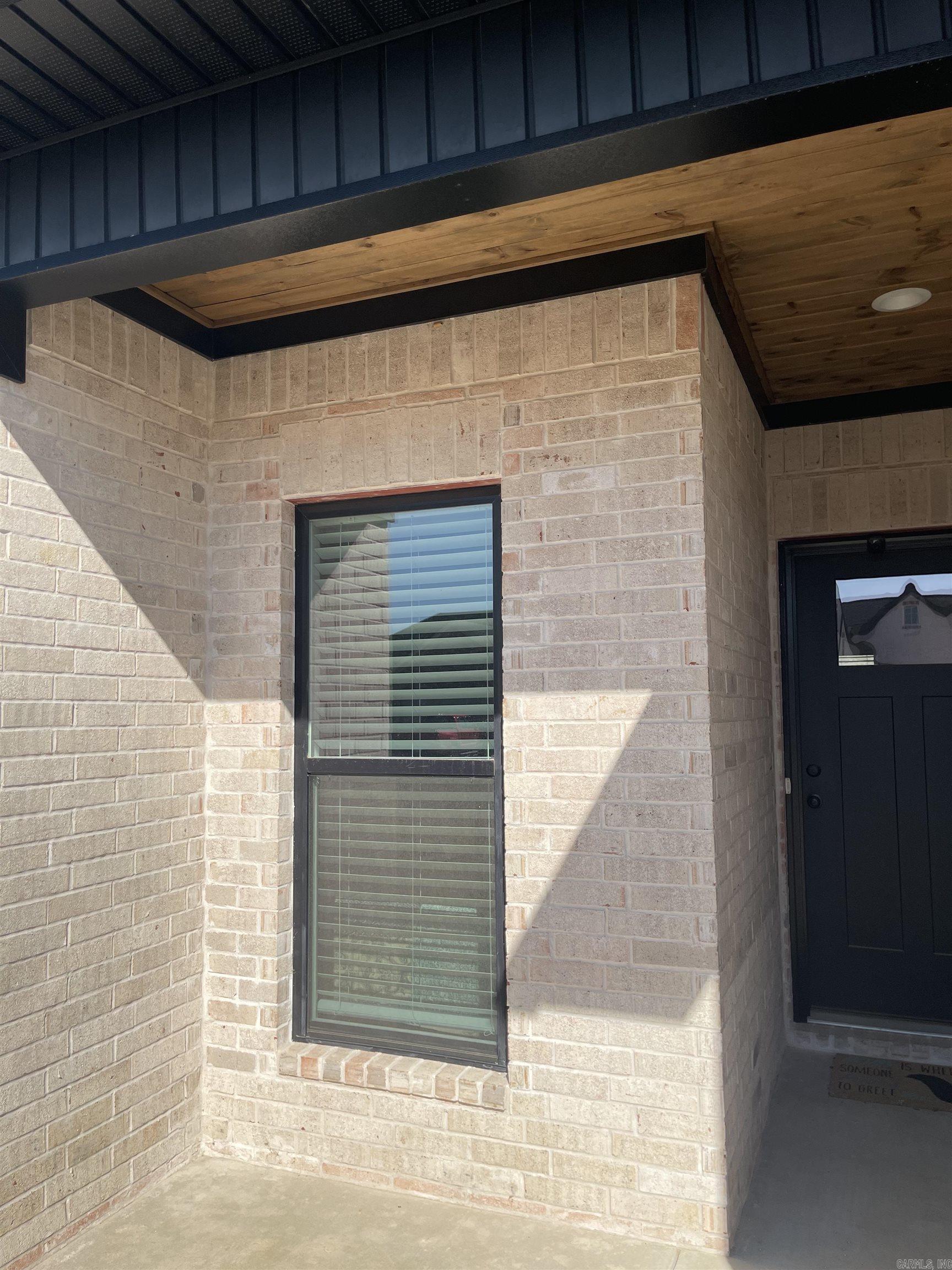 EAST MEADOW - Residential