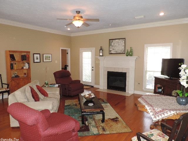 Pine Creek - Residential