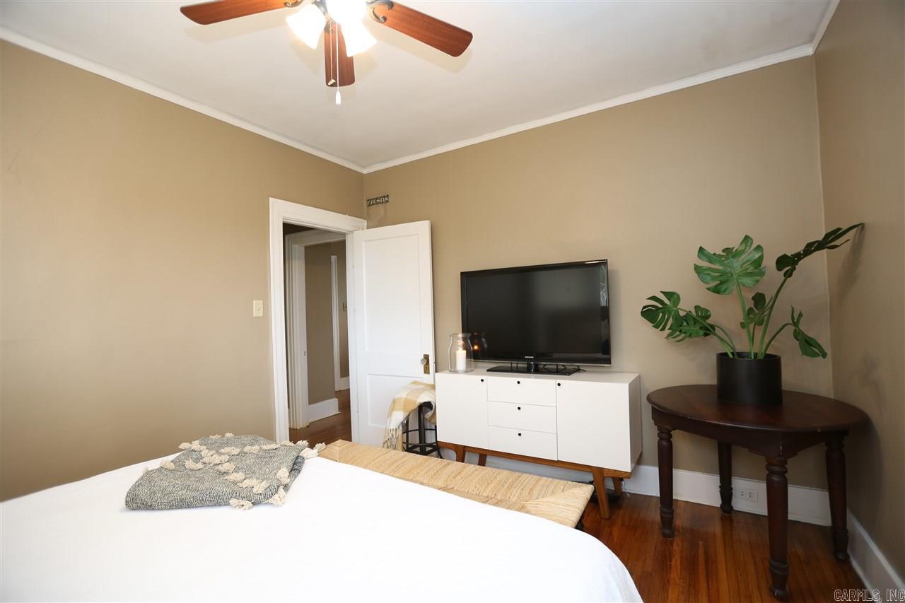 Alpine Court - Residential Lease