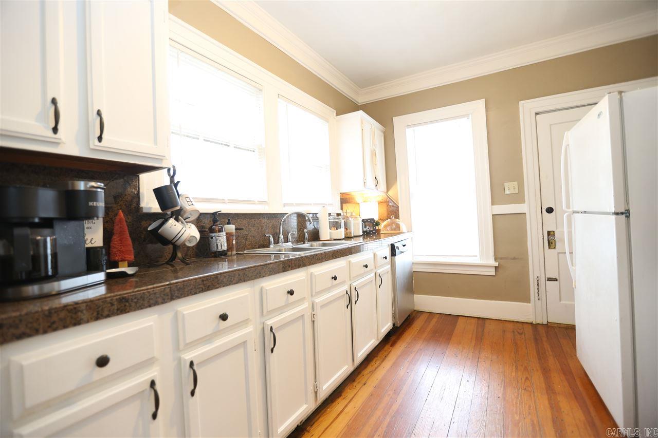 Alpine Court - Residential Lease