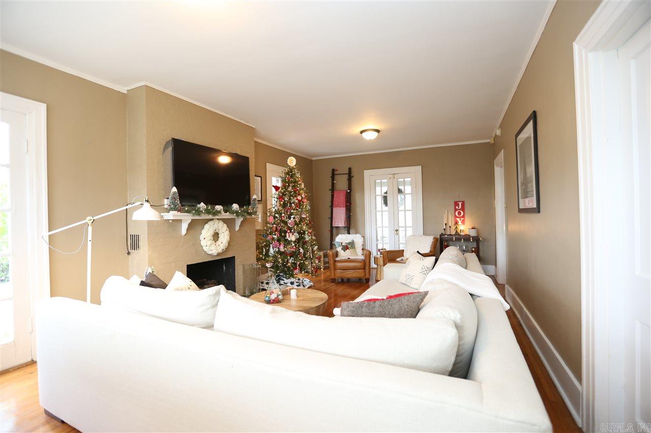 Alpine Court - Residential Lease