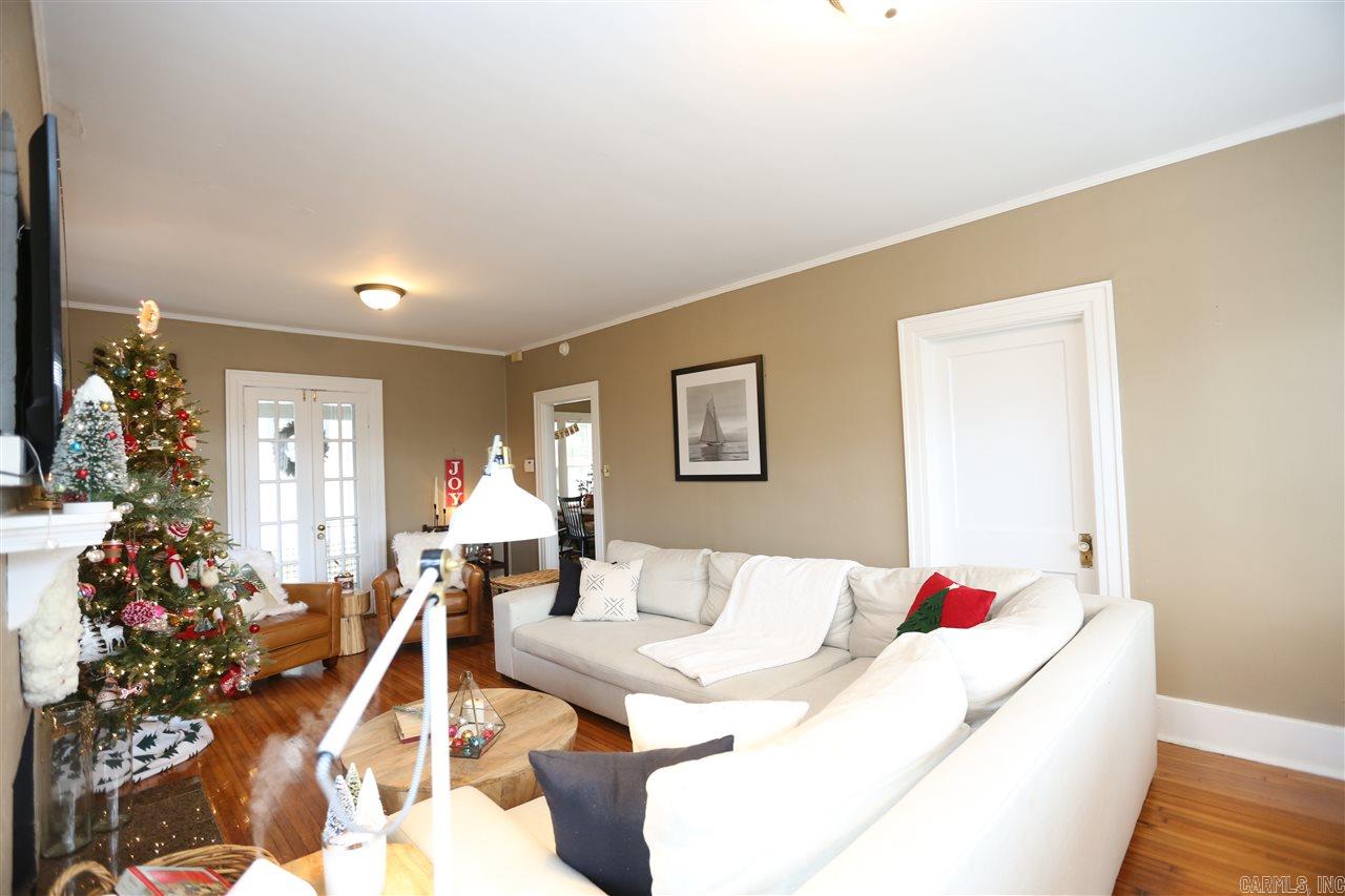 Alpine Court - Residential Lease