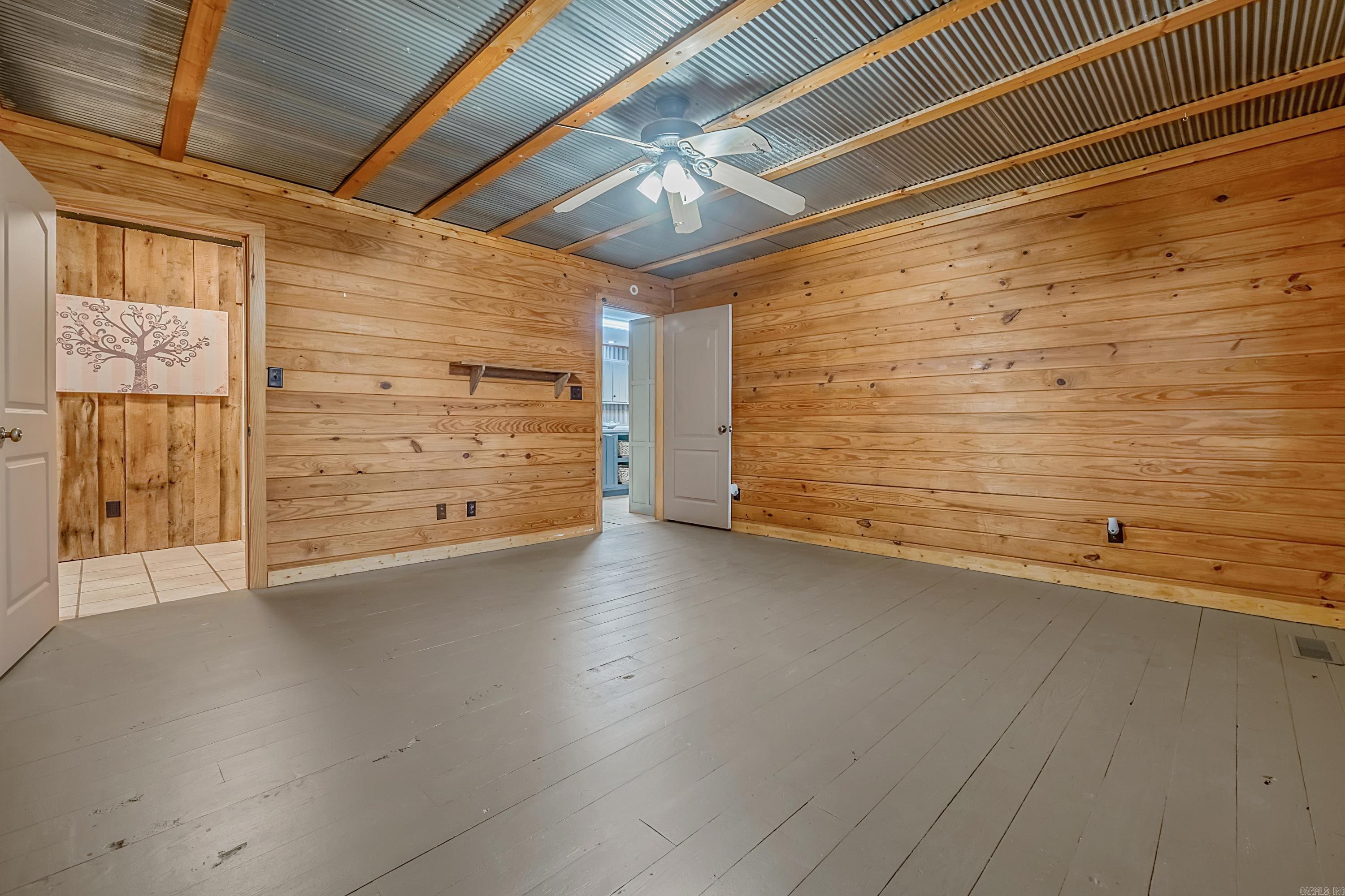 LOUROE LANE S/D - Residential