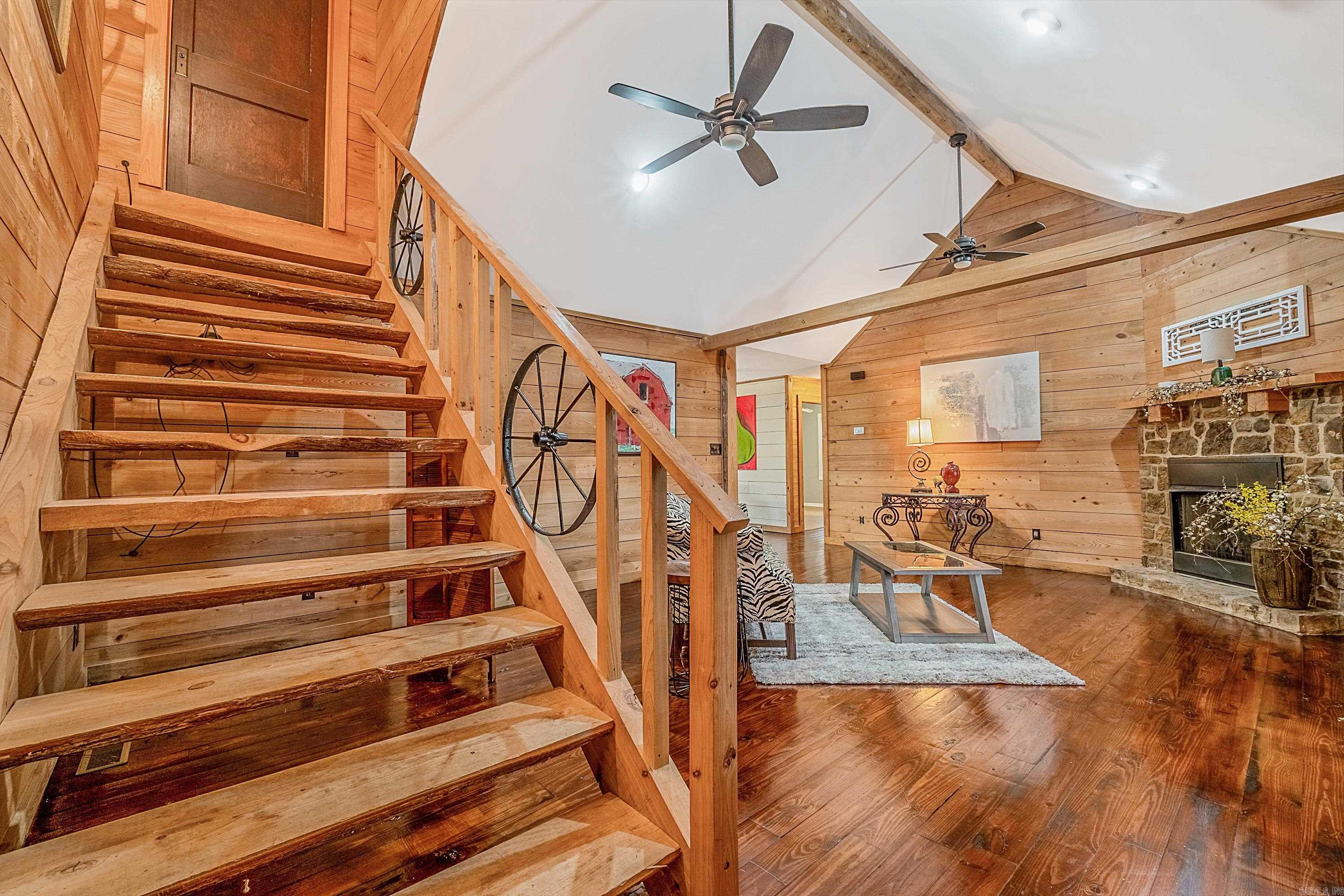 LOUROE LANE S/D - Residential