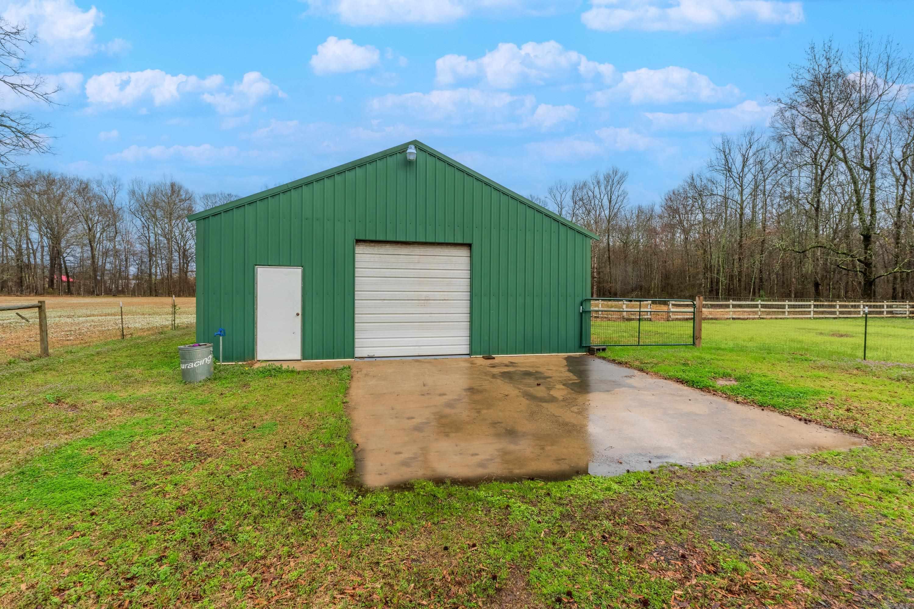 LOUROE LANE S/D - Residential