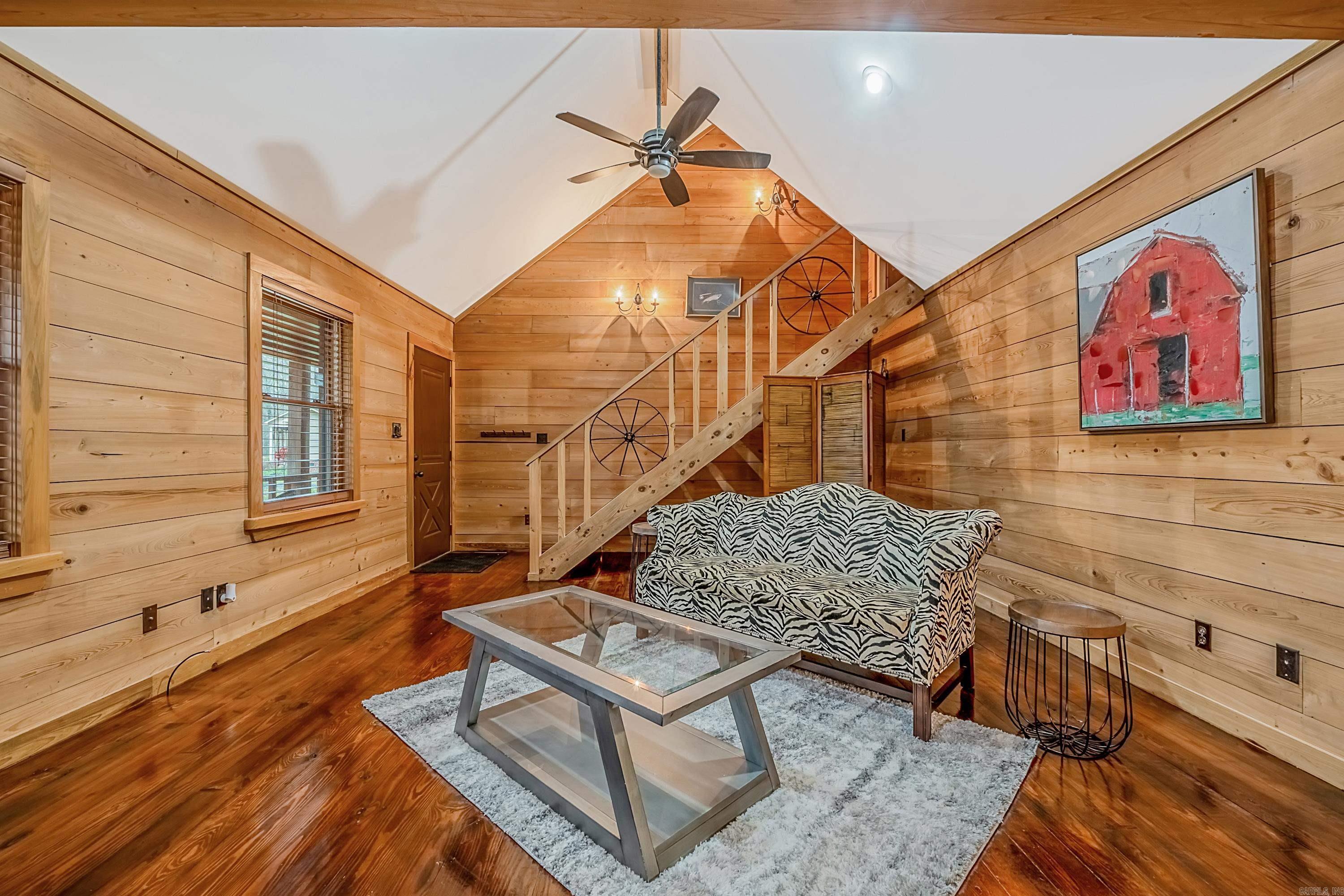 LOUROE LANE S/D - Residential