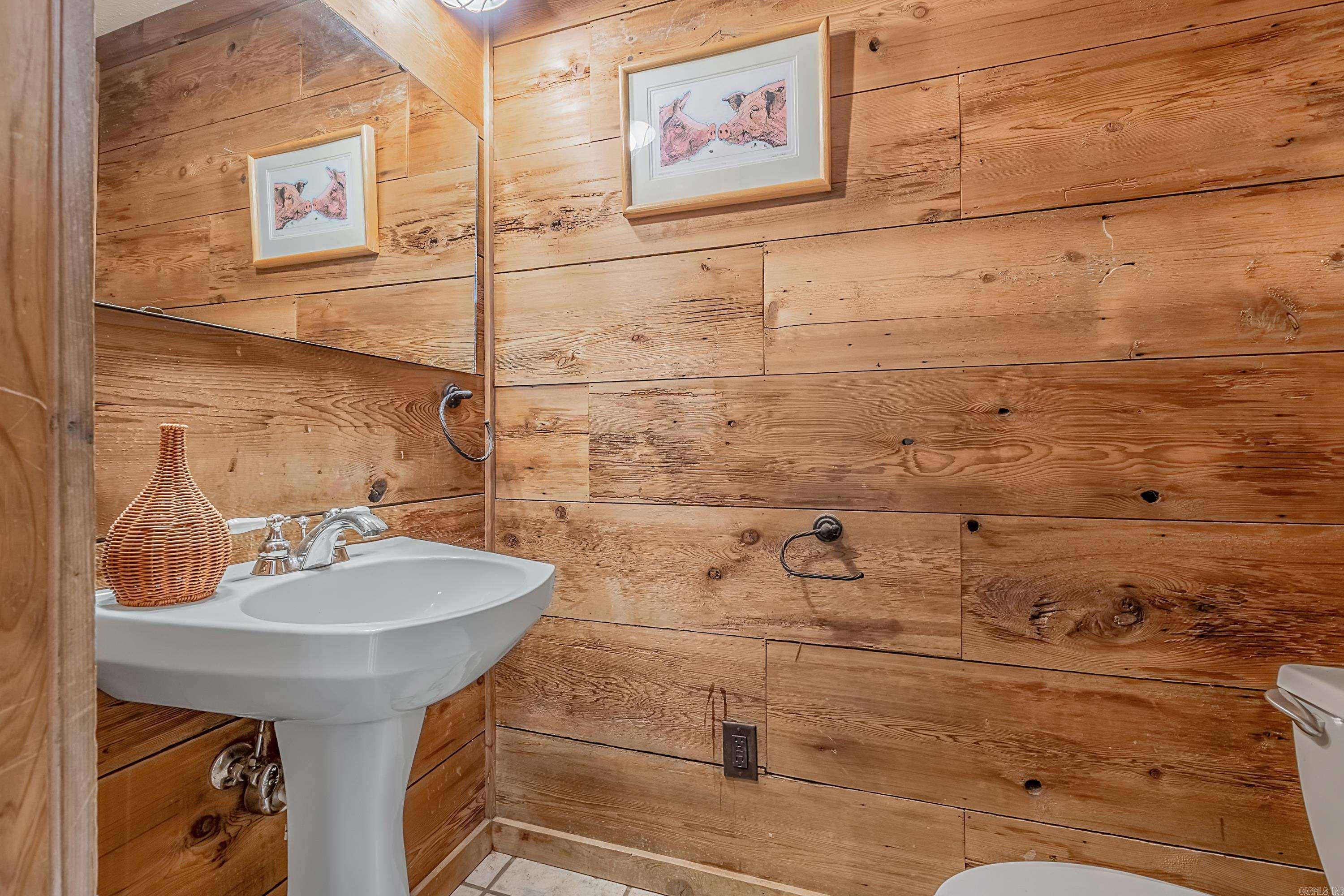 LOUROE LANE S/D - Residential