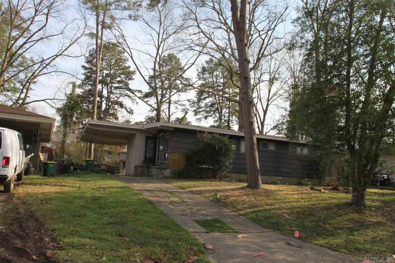 Nice Meadowcliff Home near golf course. Agents, please see Agents Remarks for required info.
