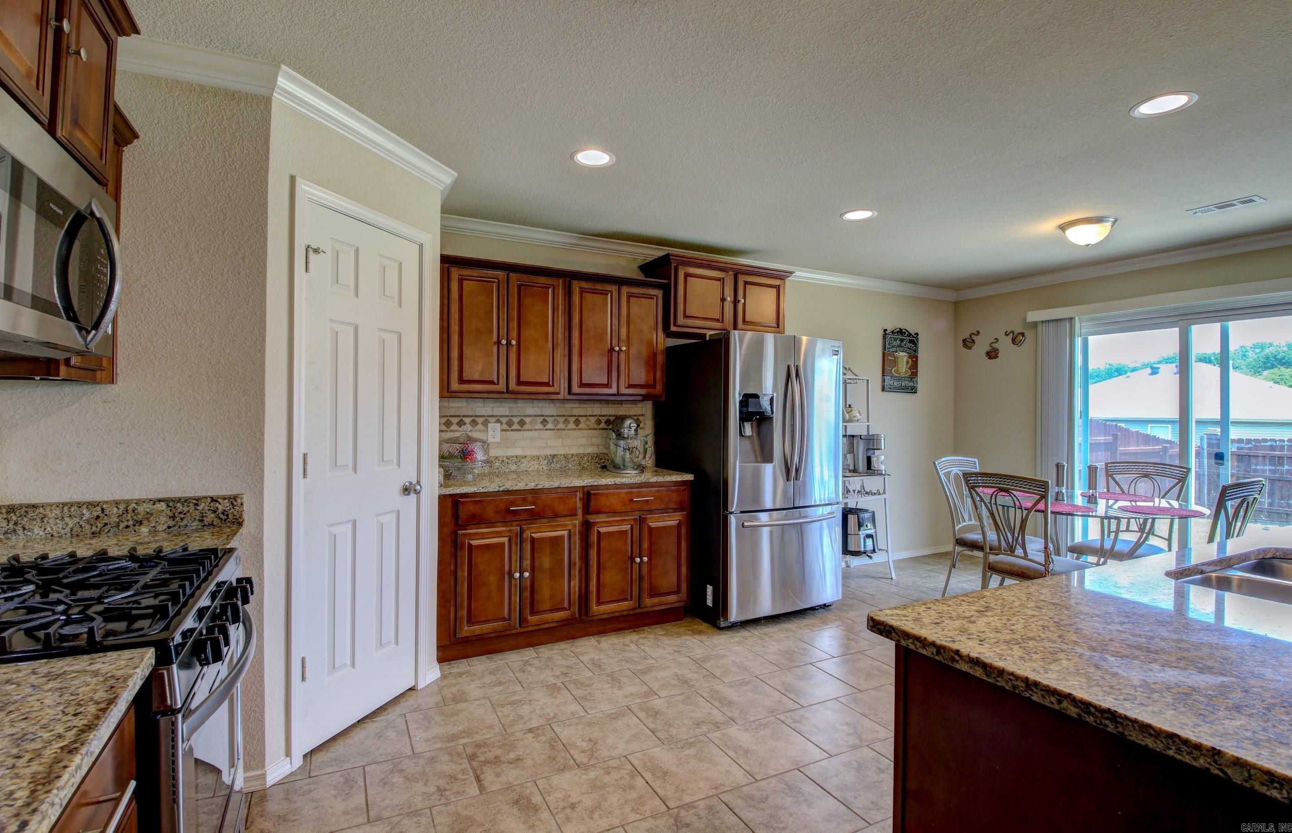 MEADOWS EDGE - Residential