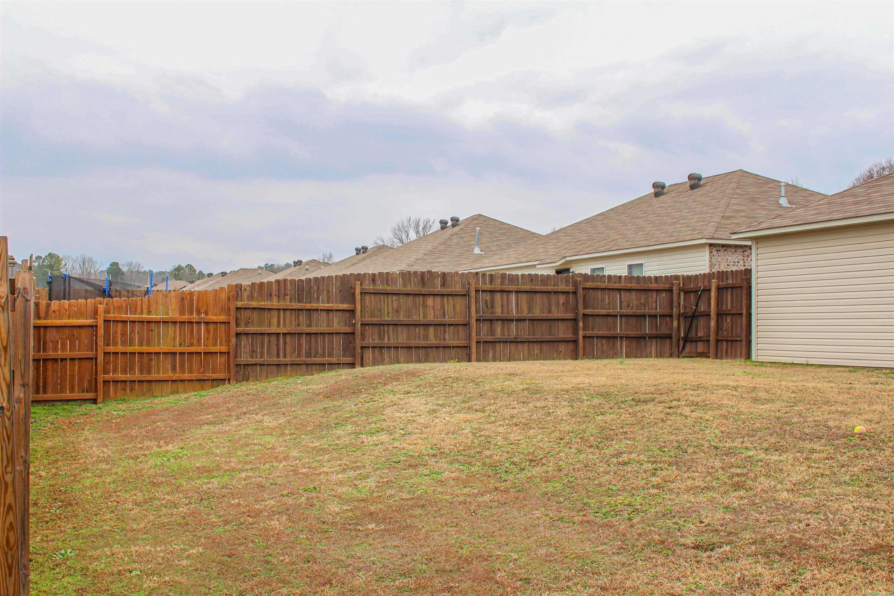 MEADOWS EDGE - Residential