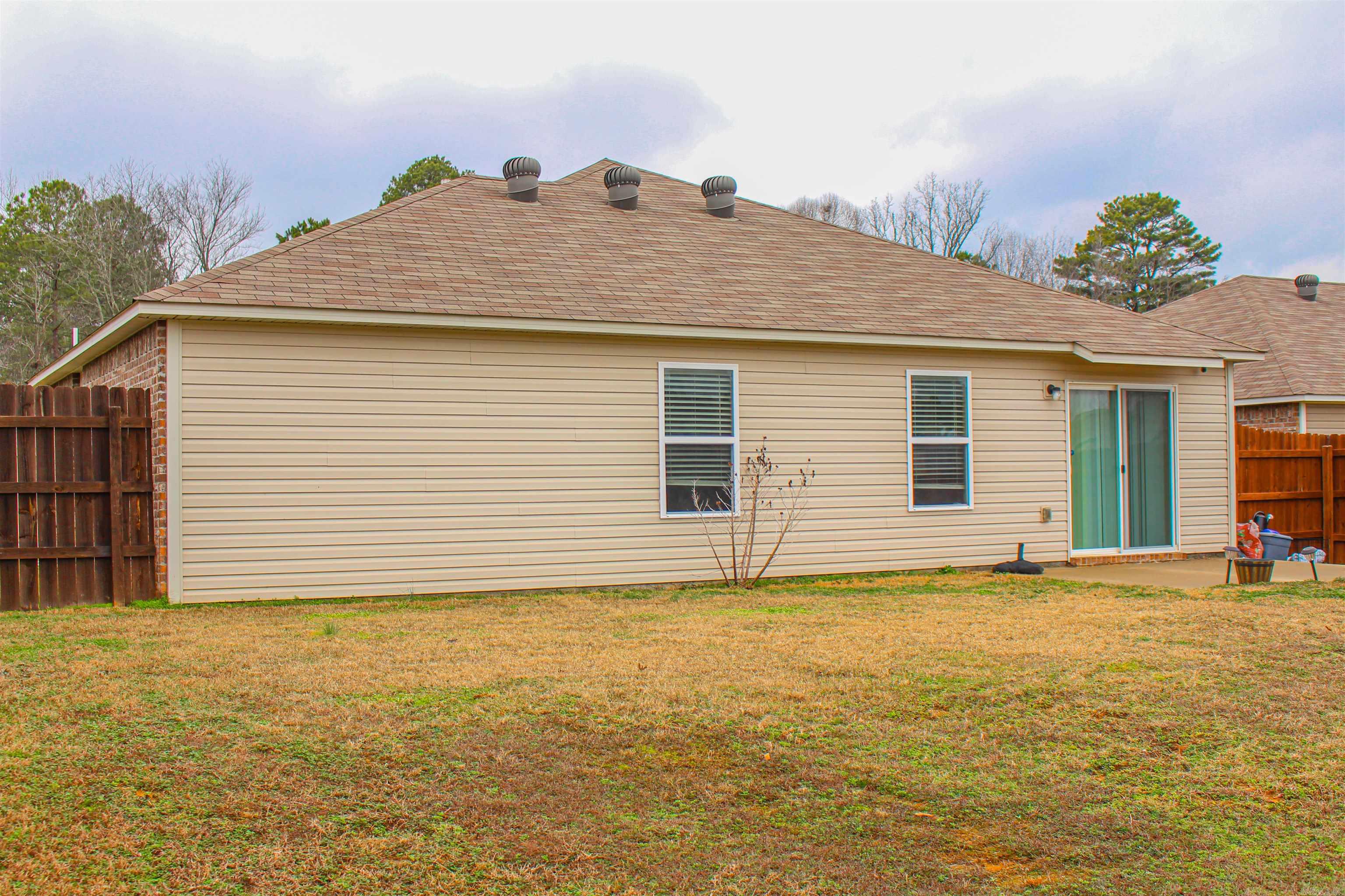 MEADOWS EDGE - Residential