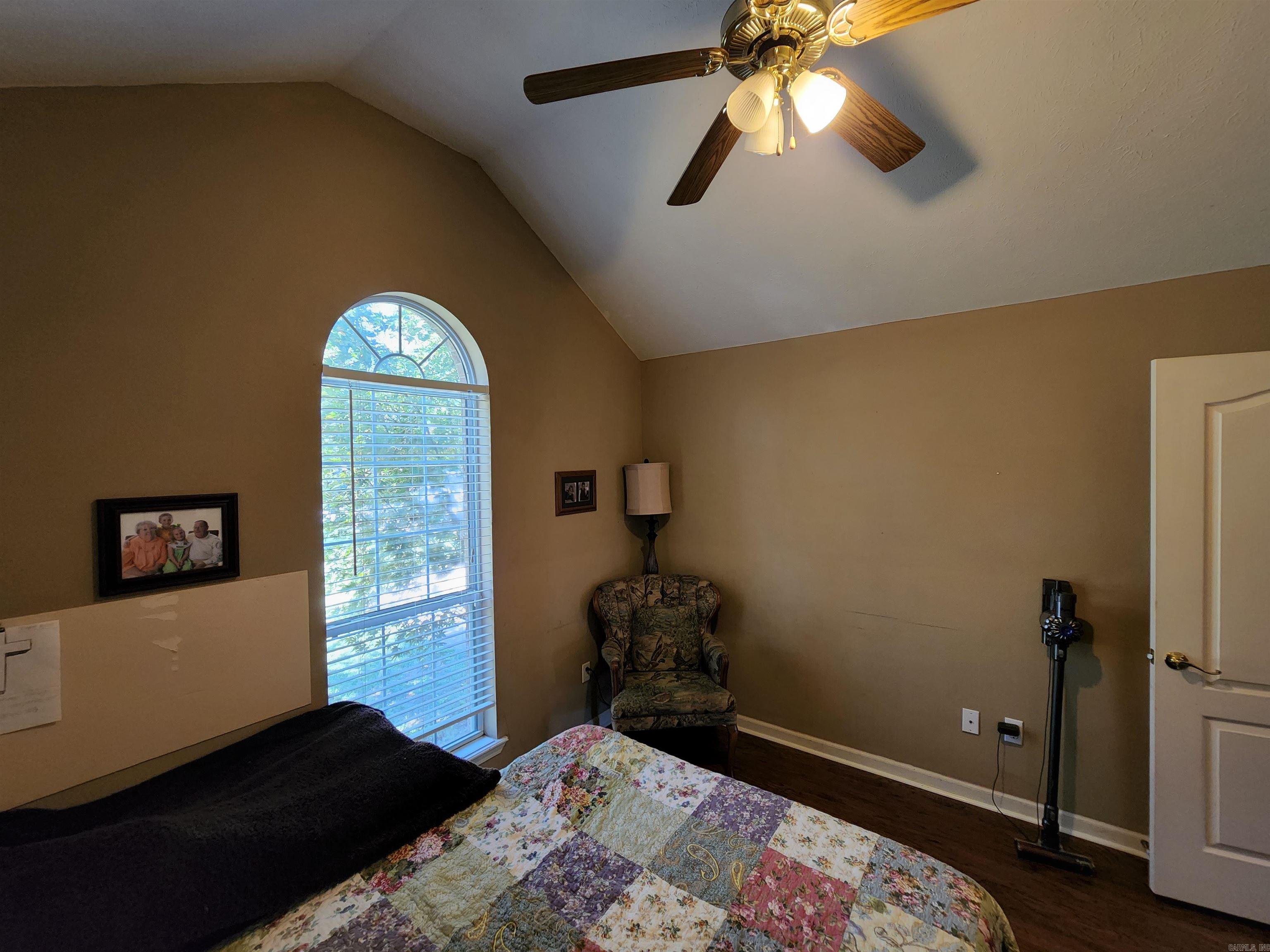 FOX RUNN - Residential