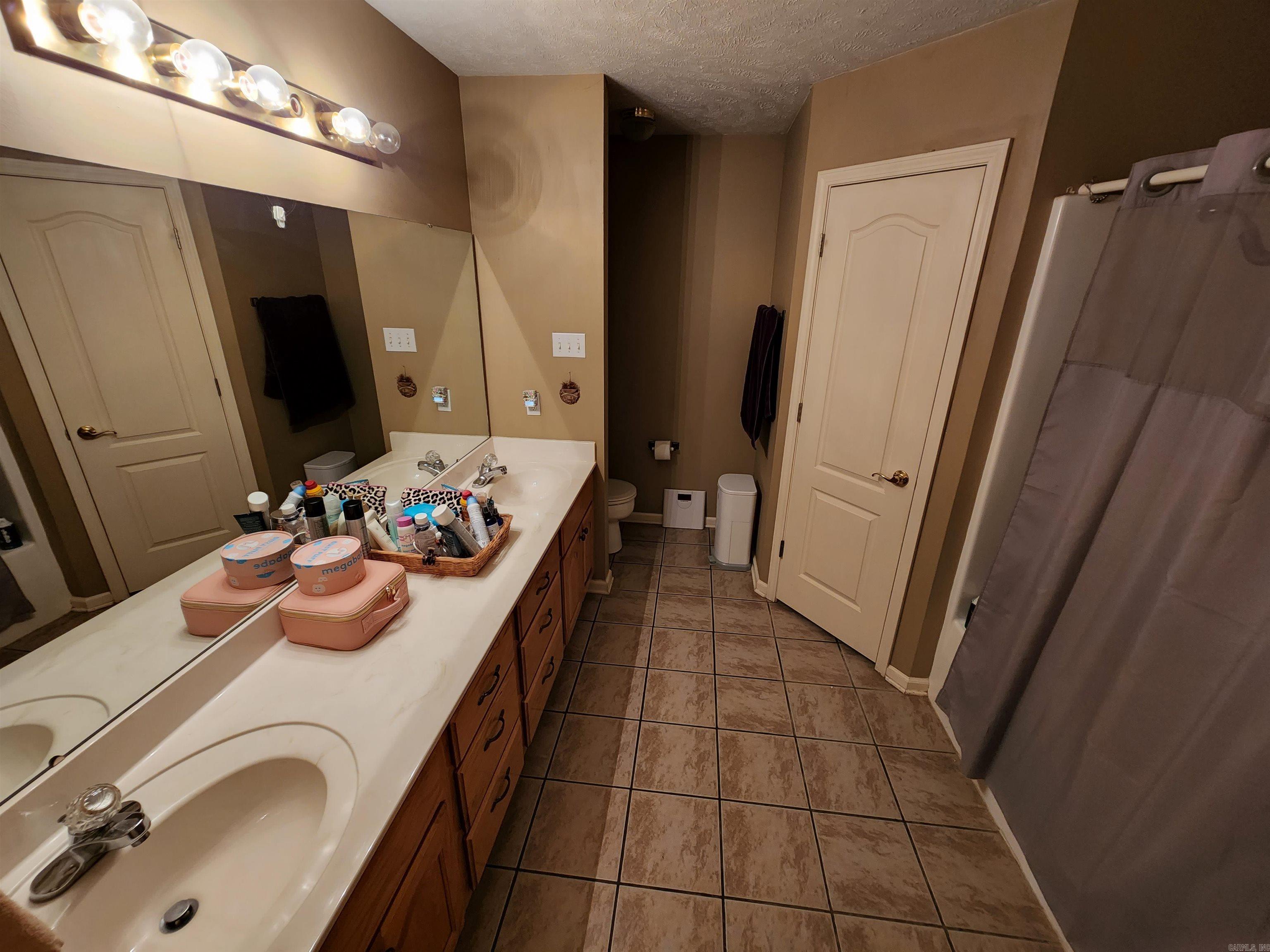 FOX RUNN - Residential