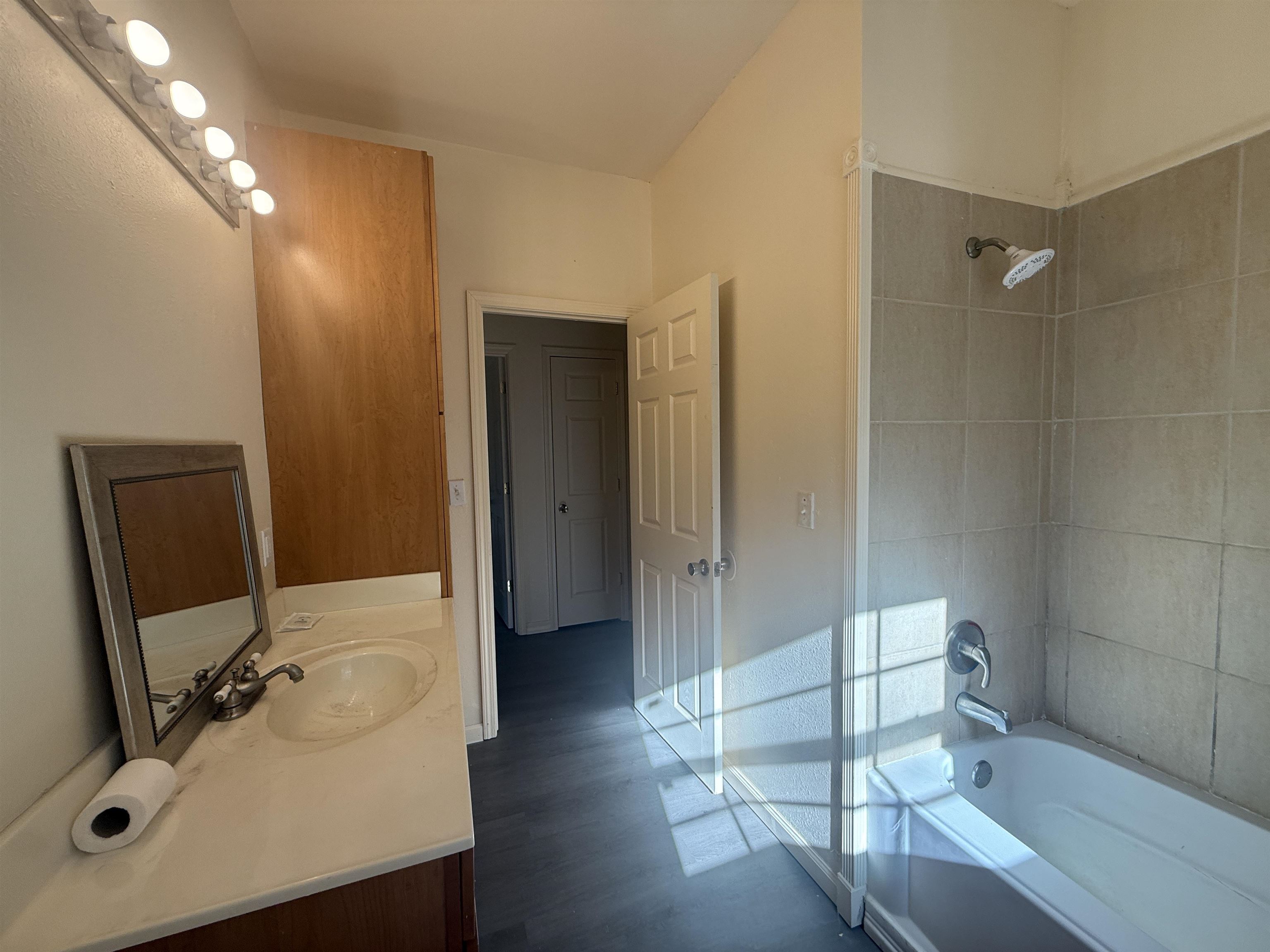 Choctaw Third - Residential Lease