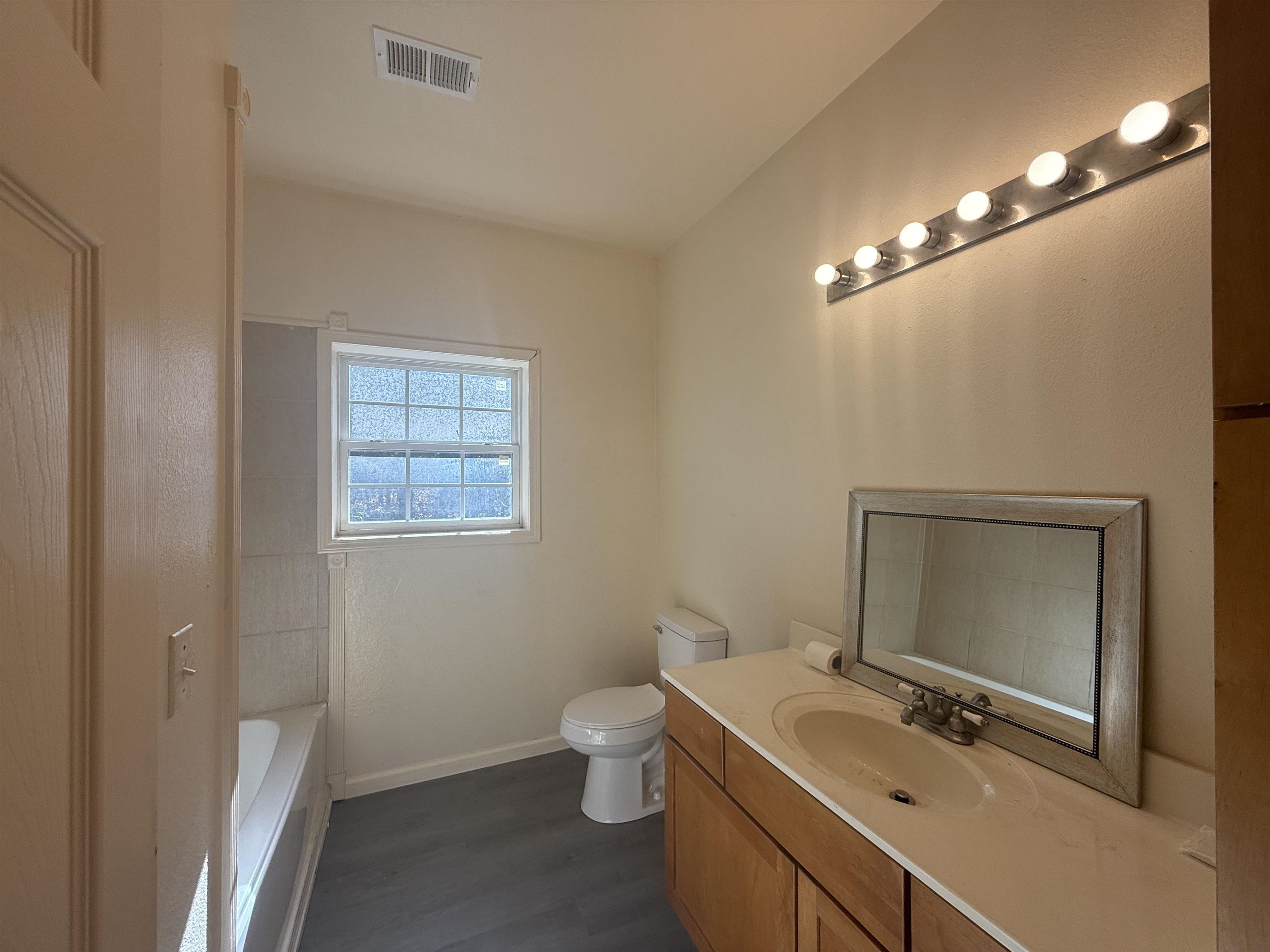 Choctaw Third - Residential Lease