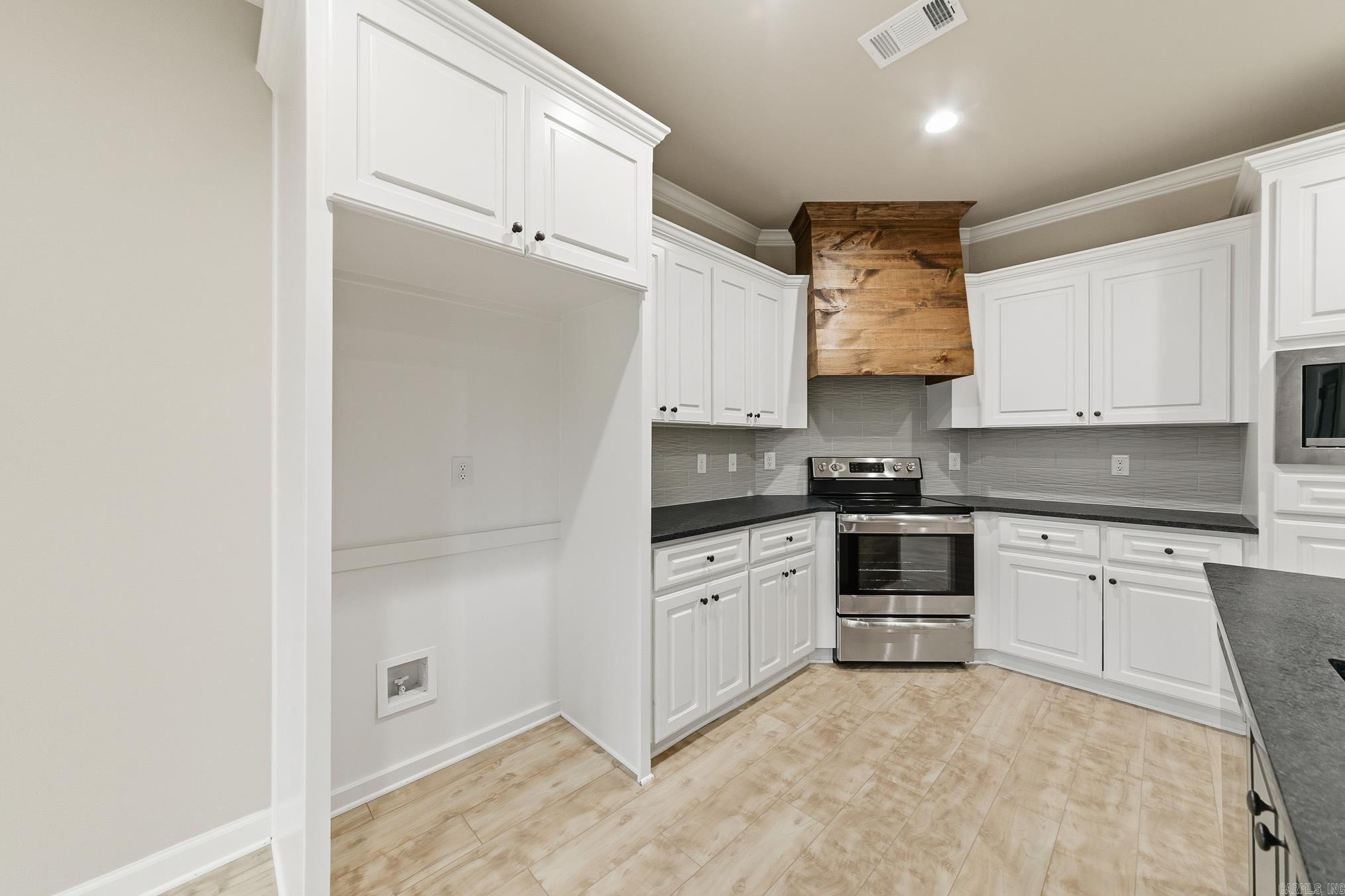 HIDDEN VALLEY ESTATES - Residential