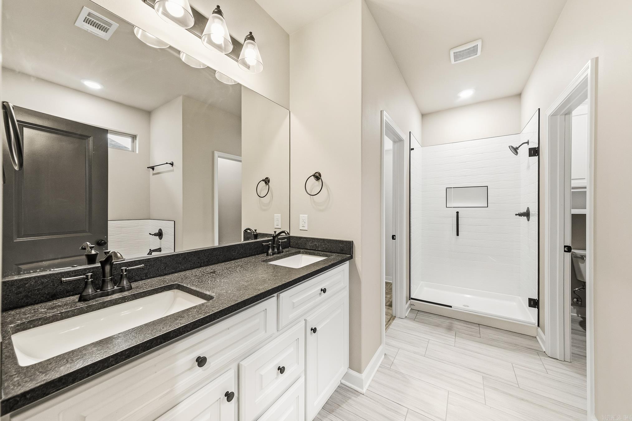 HIDDEN VALLEY ESTATES - Residential