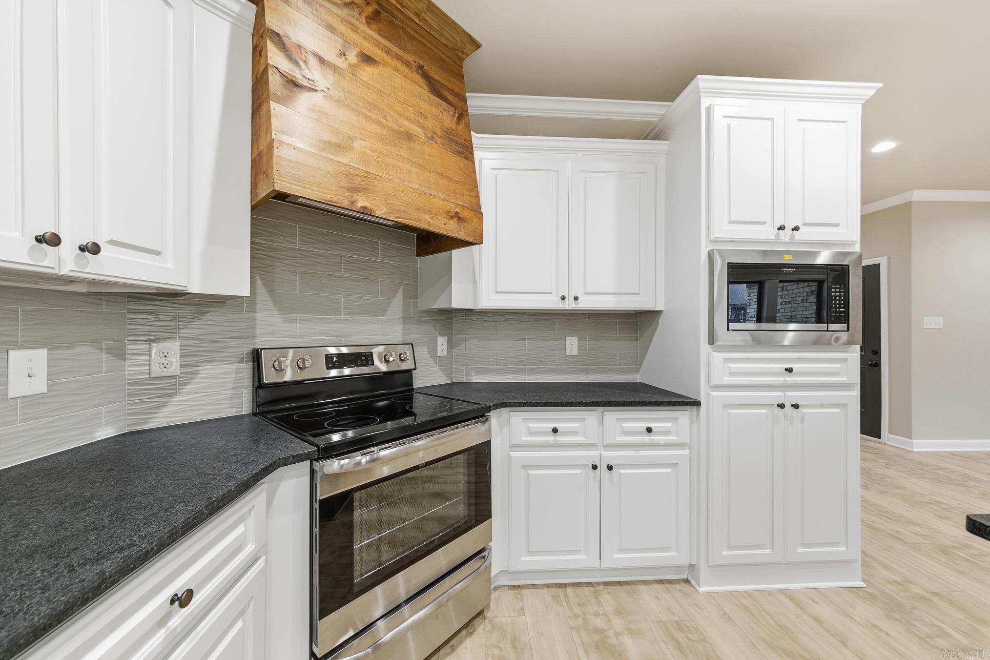 HIDDEN VALLEY ESTATES - Residential