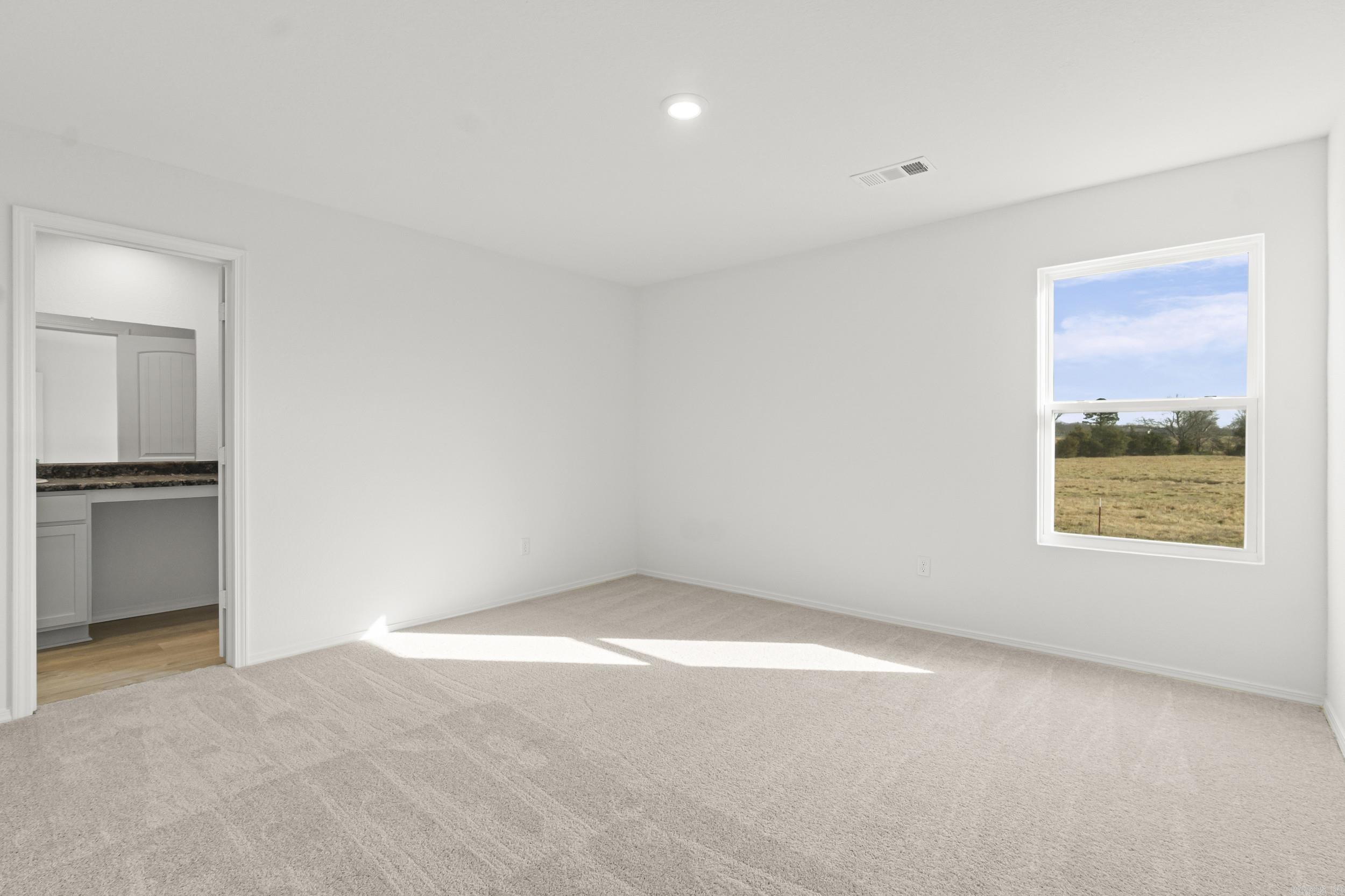 HILL FARM - Residential