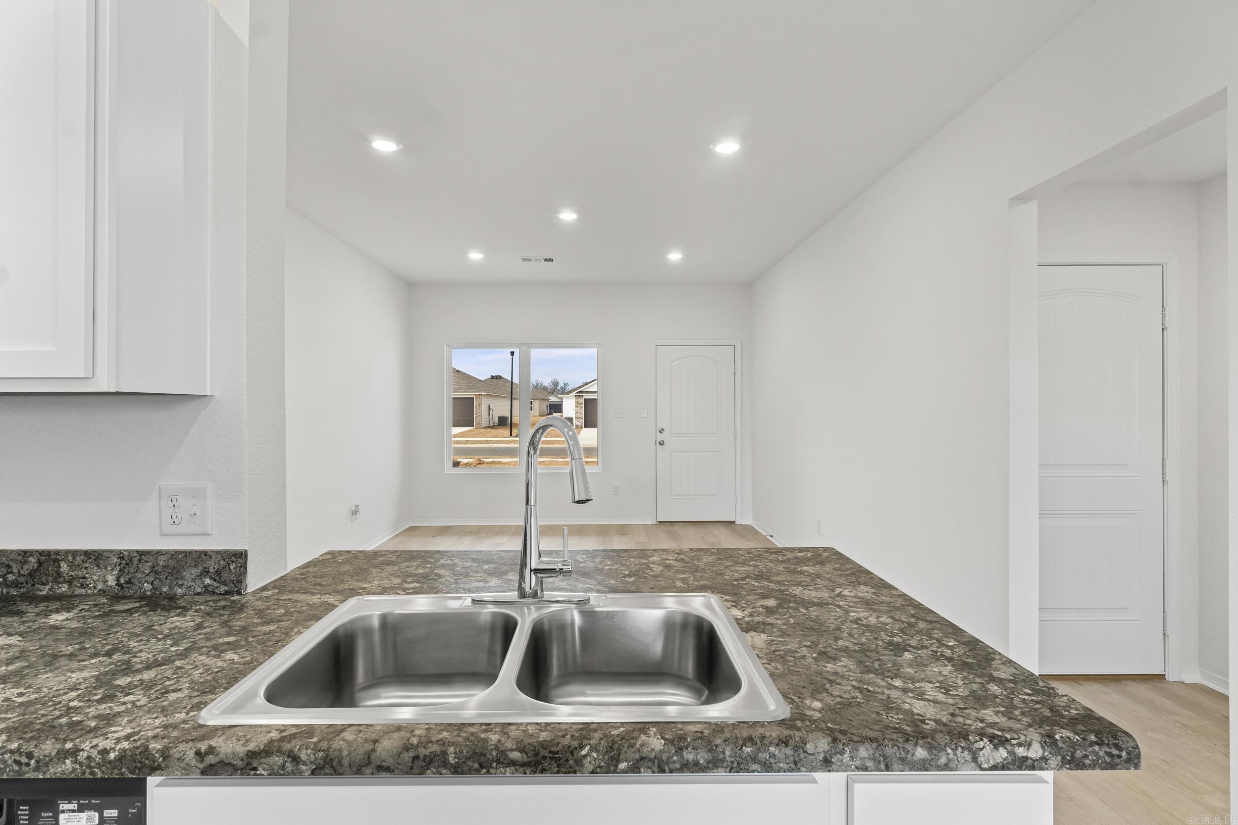 HILL FARM - Residential