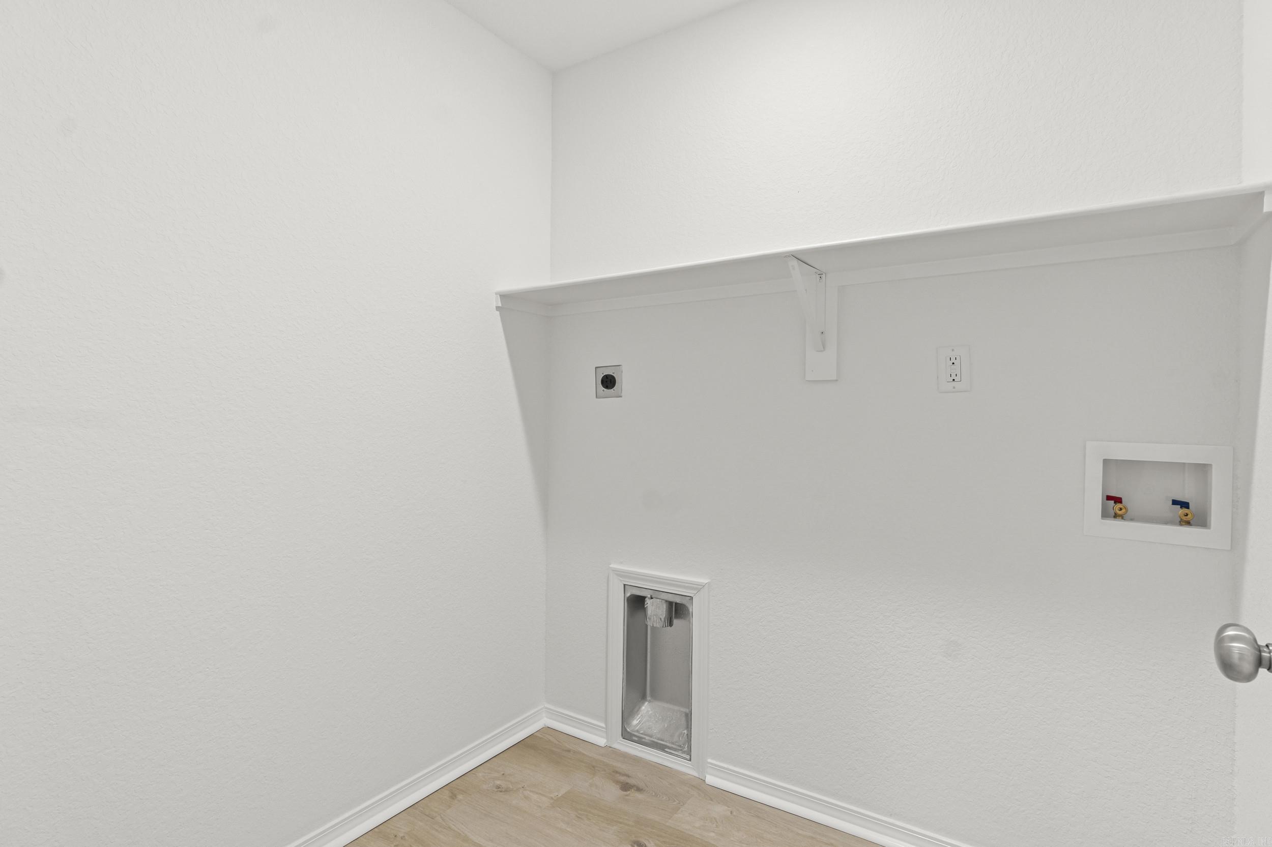 HILL FARM - Residential