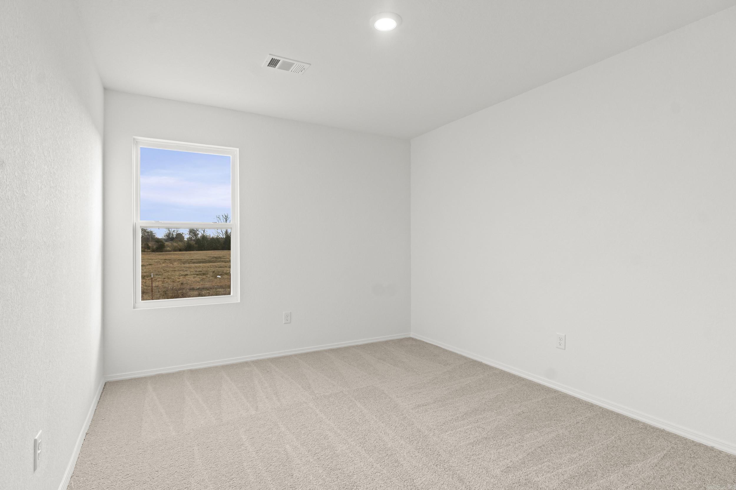 HILL FARM - Residential