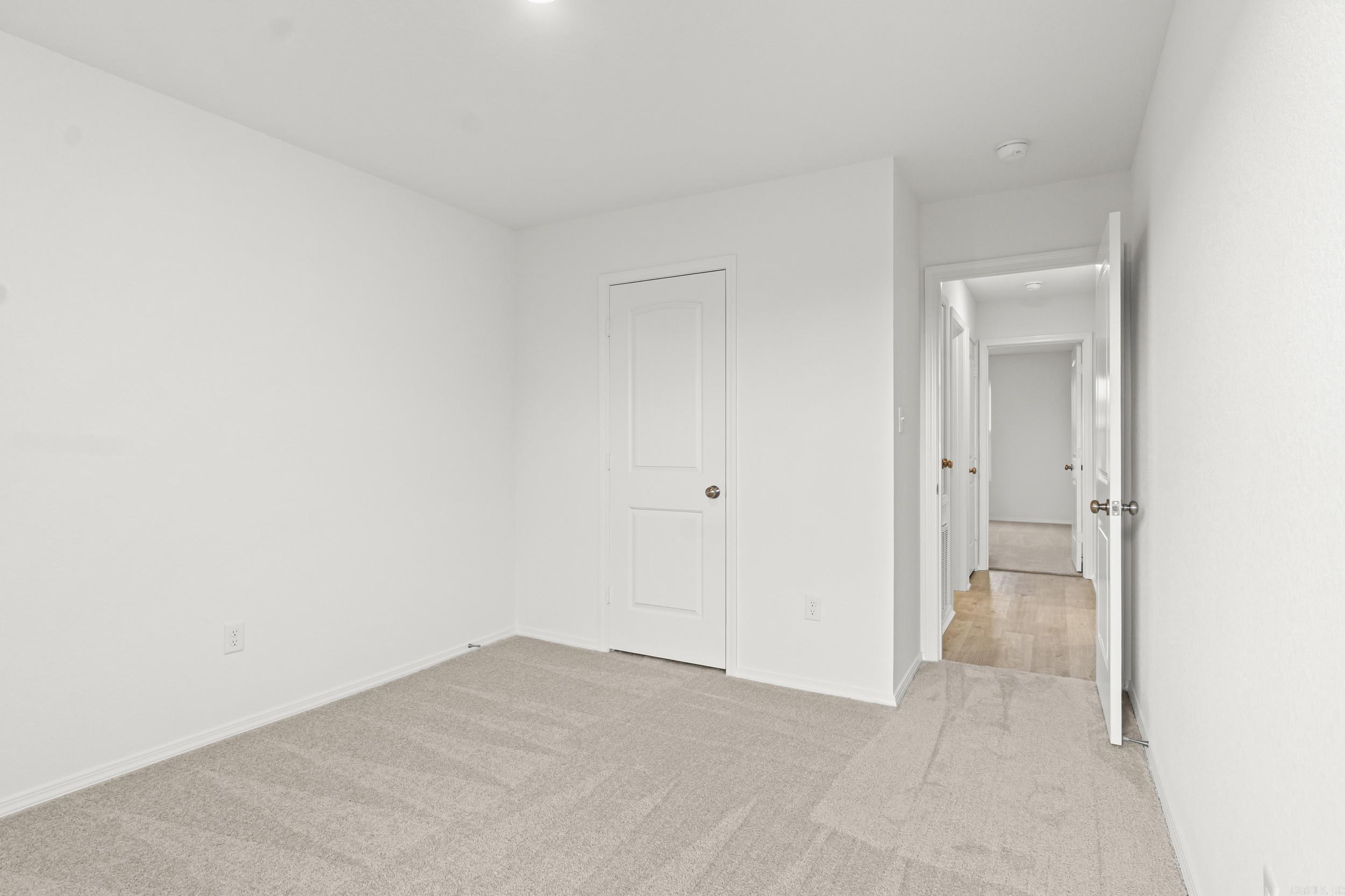 HILL FARM - Residential