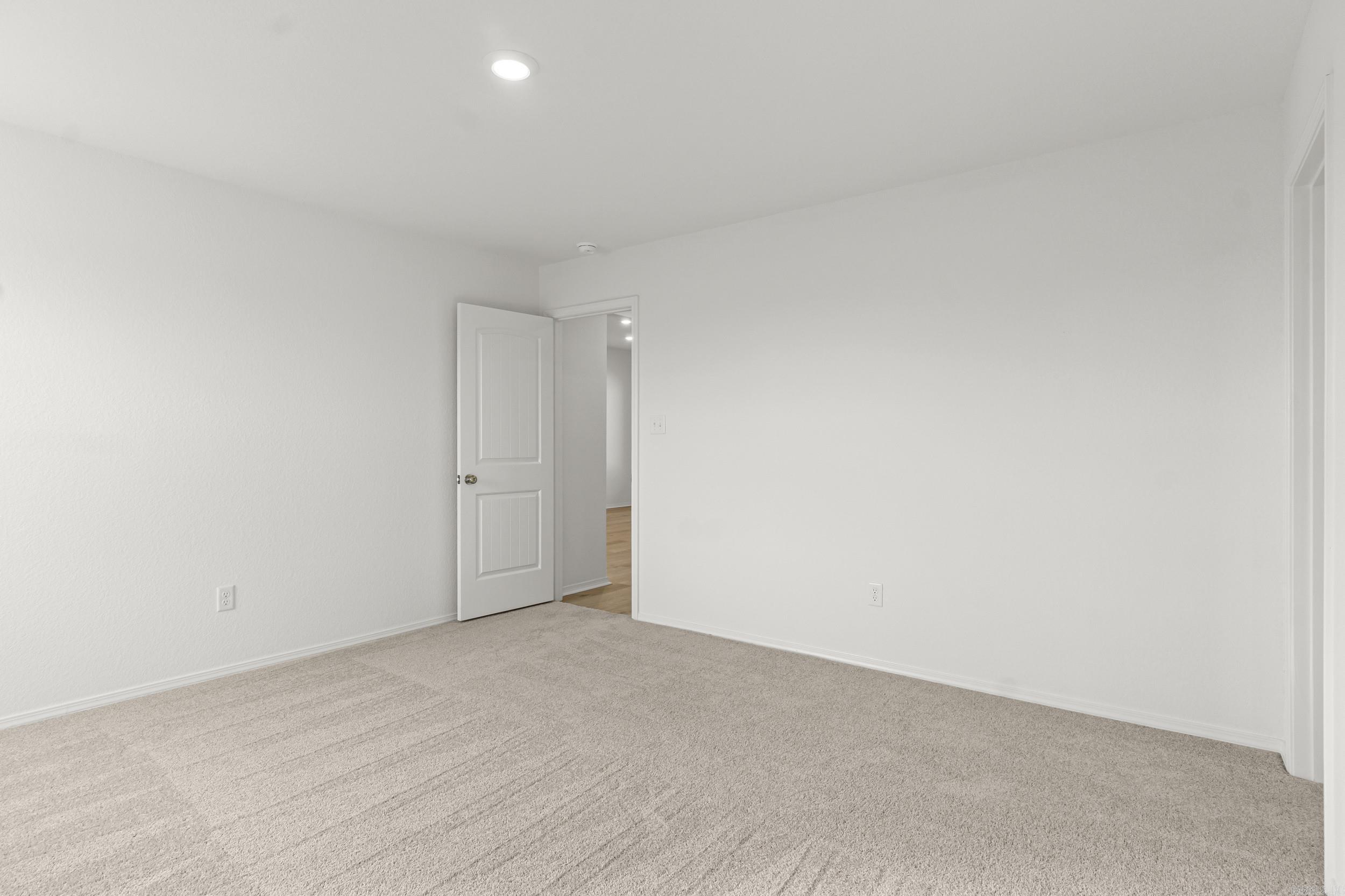 HILL FARM - Residential