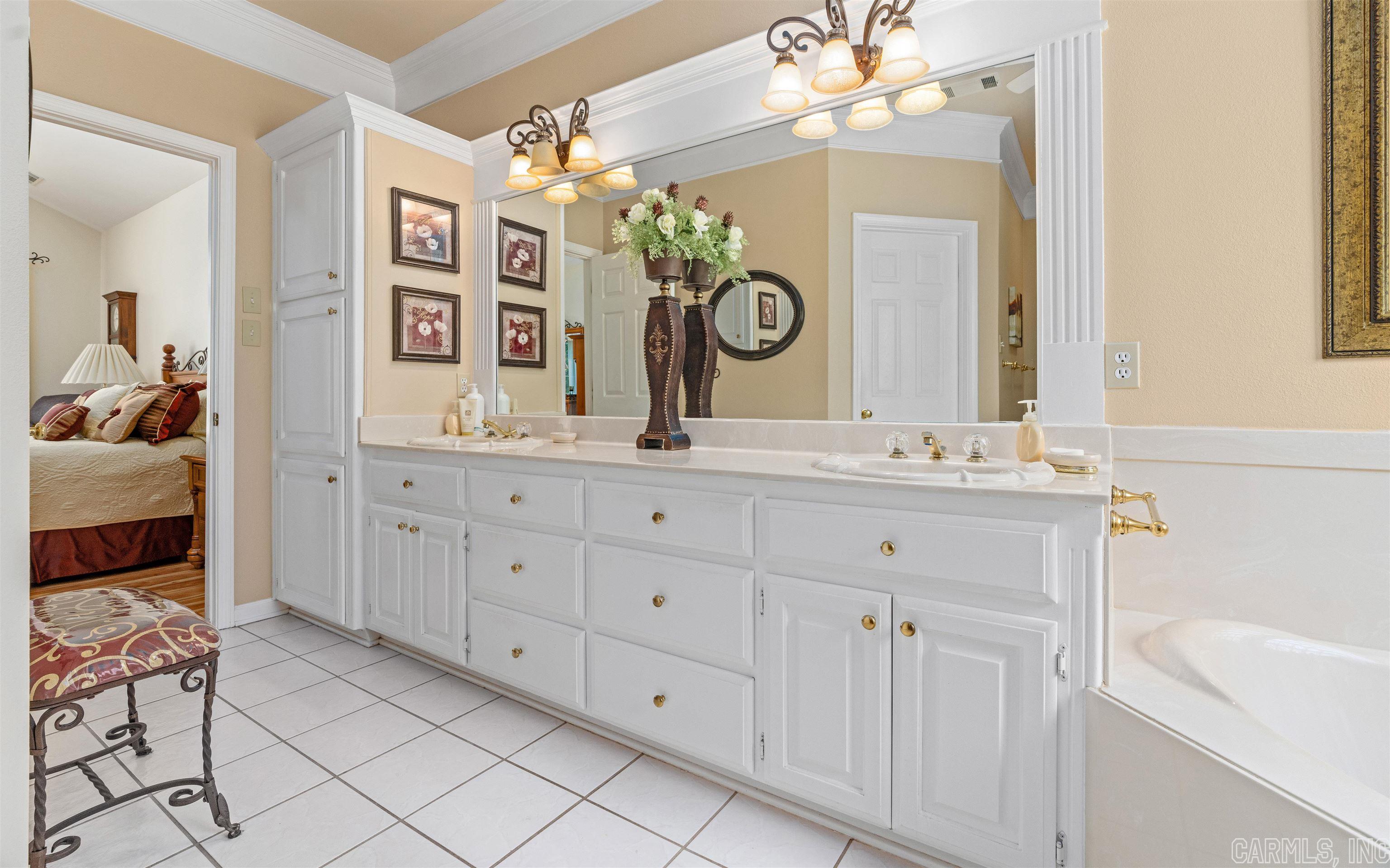 Sergio - Residential