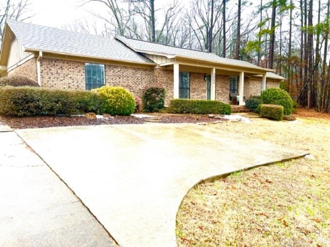 CHEROKEE WEST - Residential