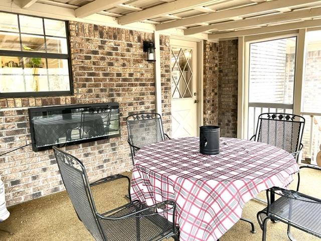 CHEROKEE WEST - Residential