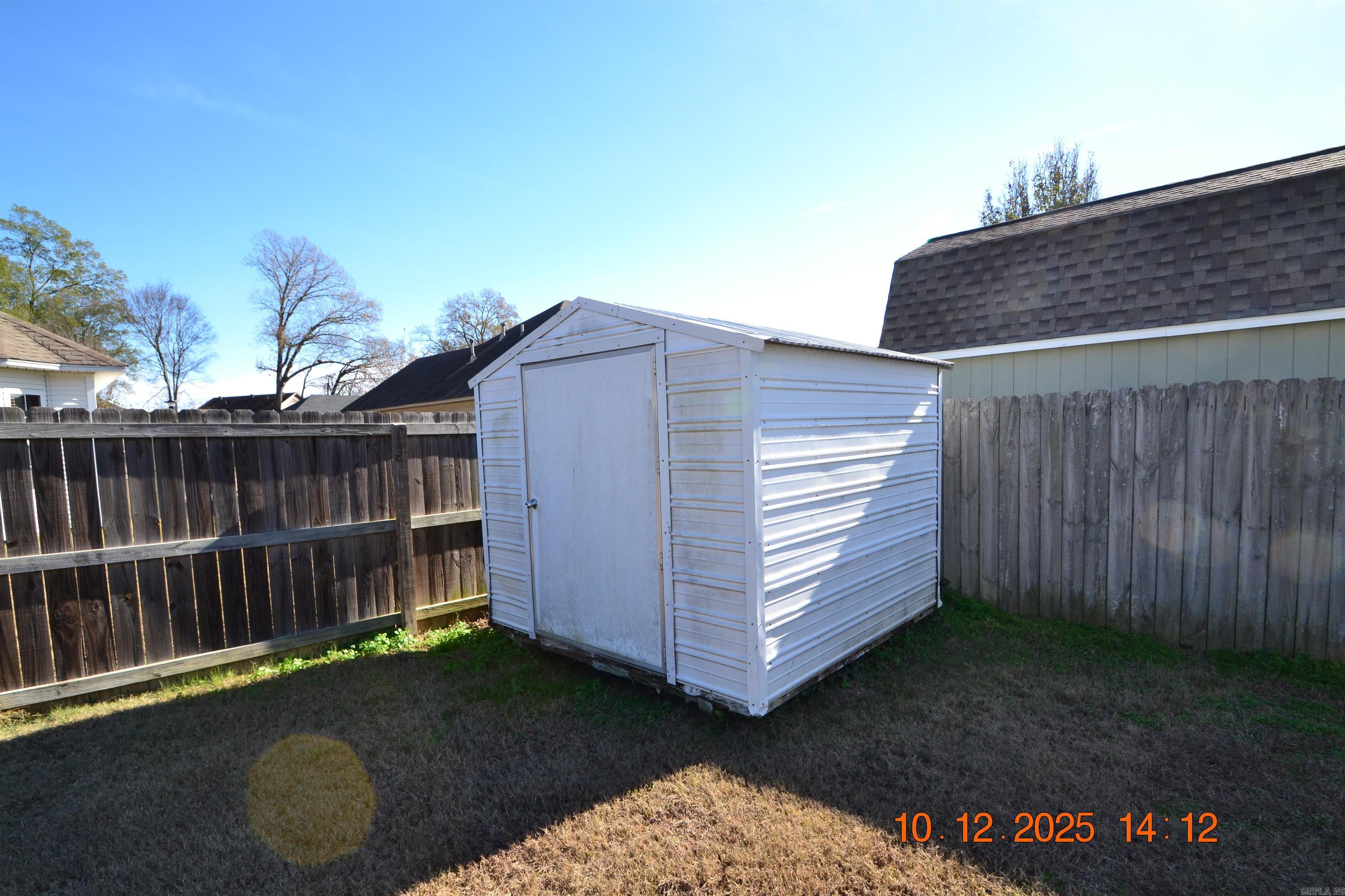 MEADOWLAKE - Residential