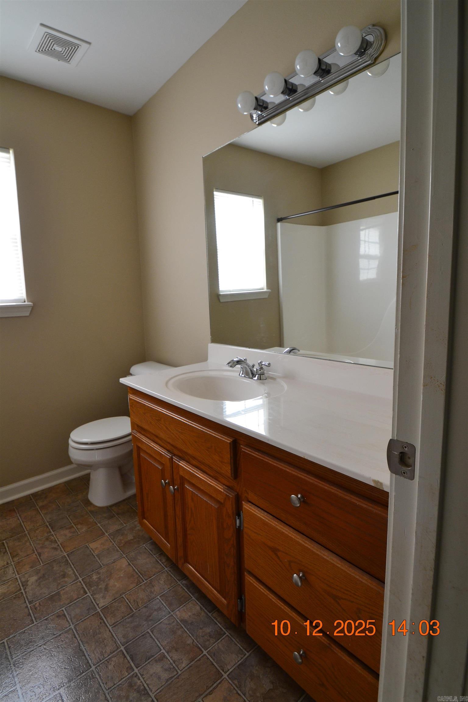 MEADOWLAKE - Residential