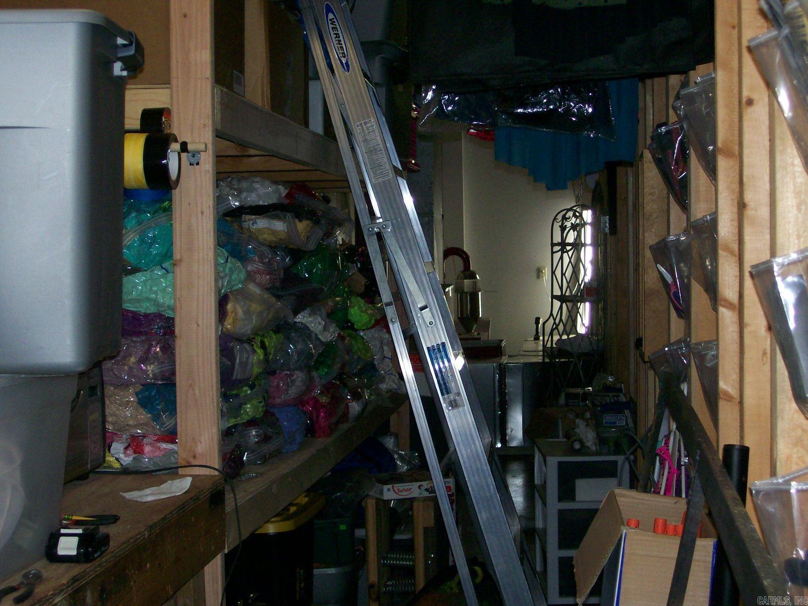 Seastrunk JR - Commercial Sale