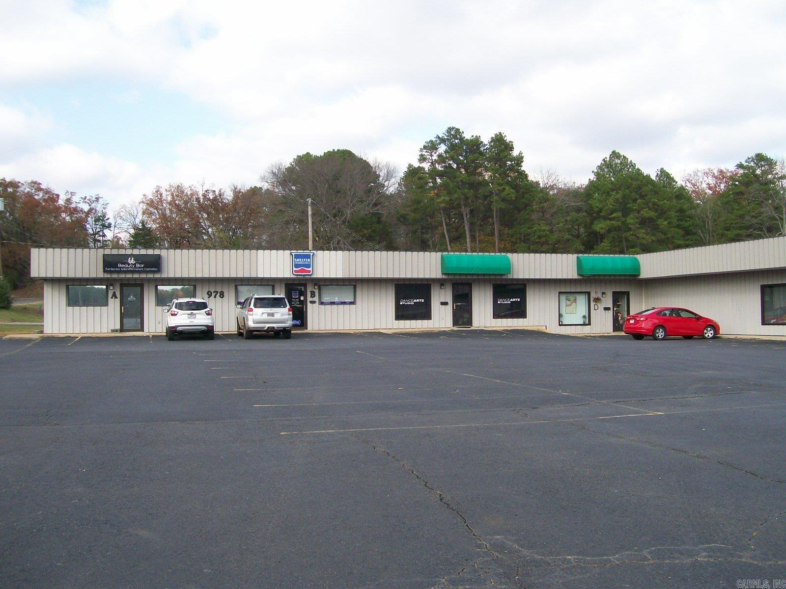 Seastrunk JR - Commercial Sale