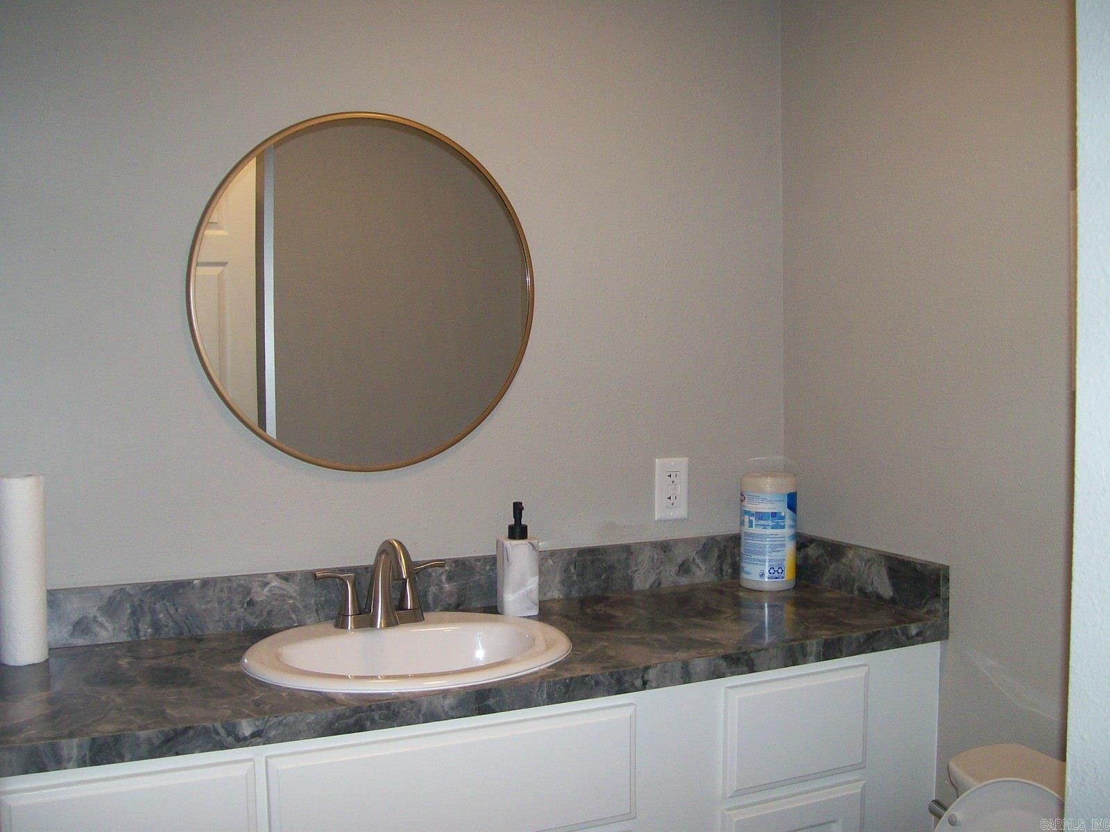 Seastrunk JR - Commercial Sale